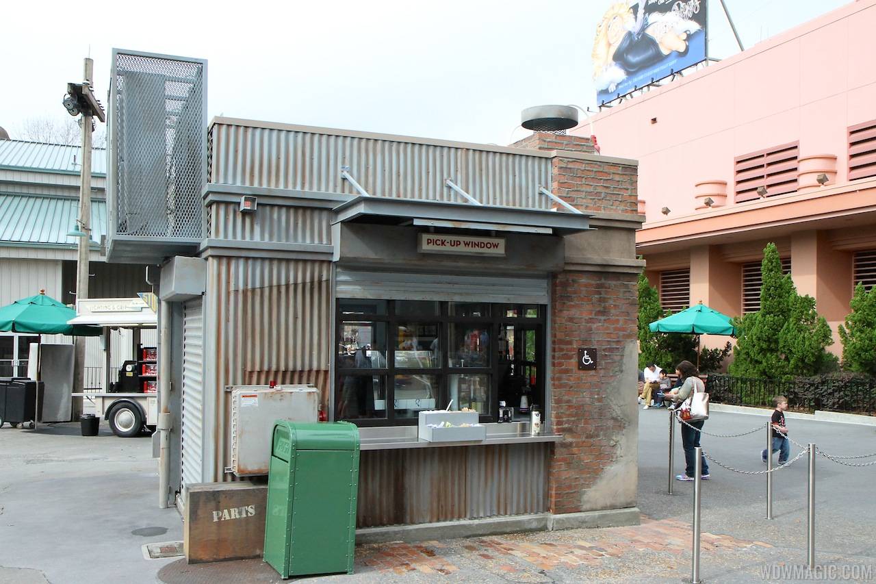 PHOTOS - Joffrey's Streets of America kiosk now open at Disney's Hollywood Studios