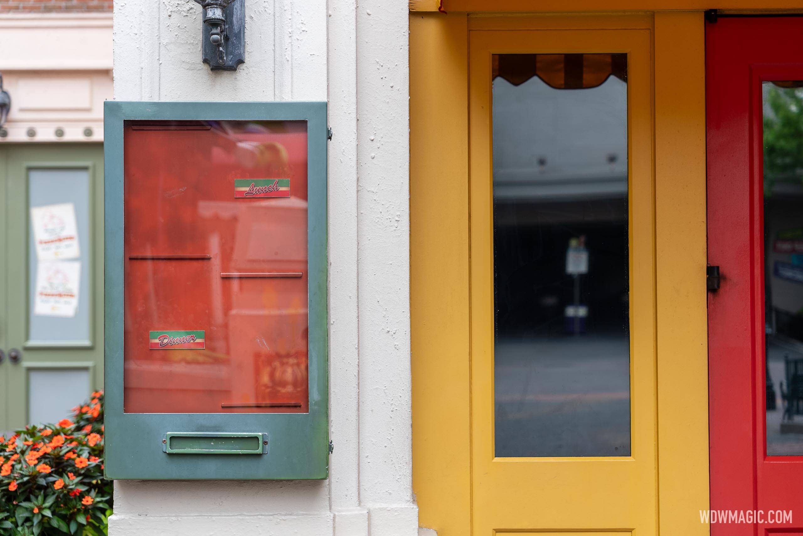 Mama Melrose's Ristorante Italiano Closed