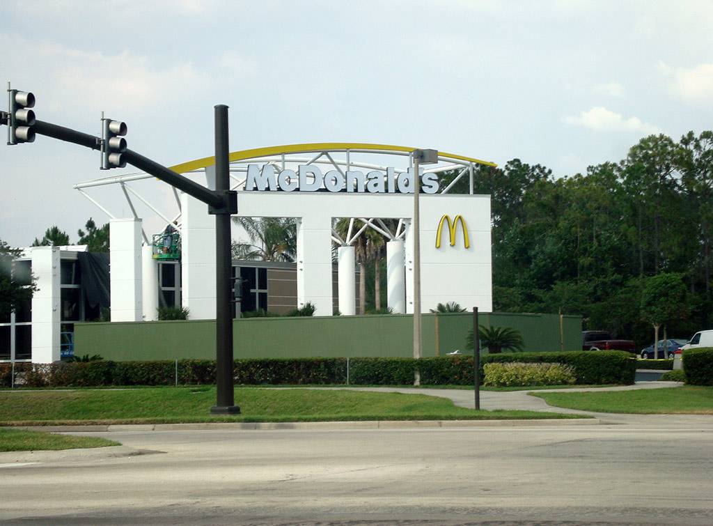 McDonald's near All Stars gets it's new exterior signage