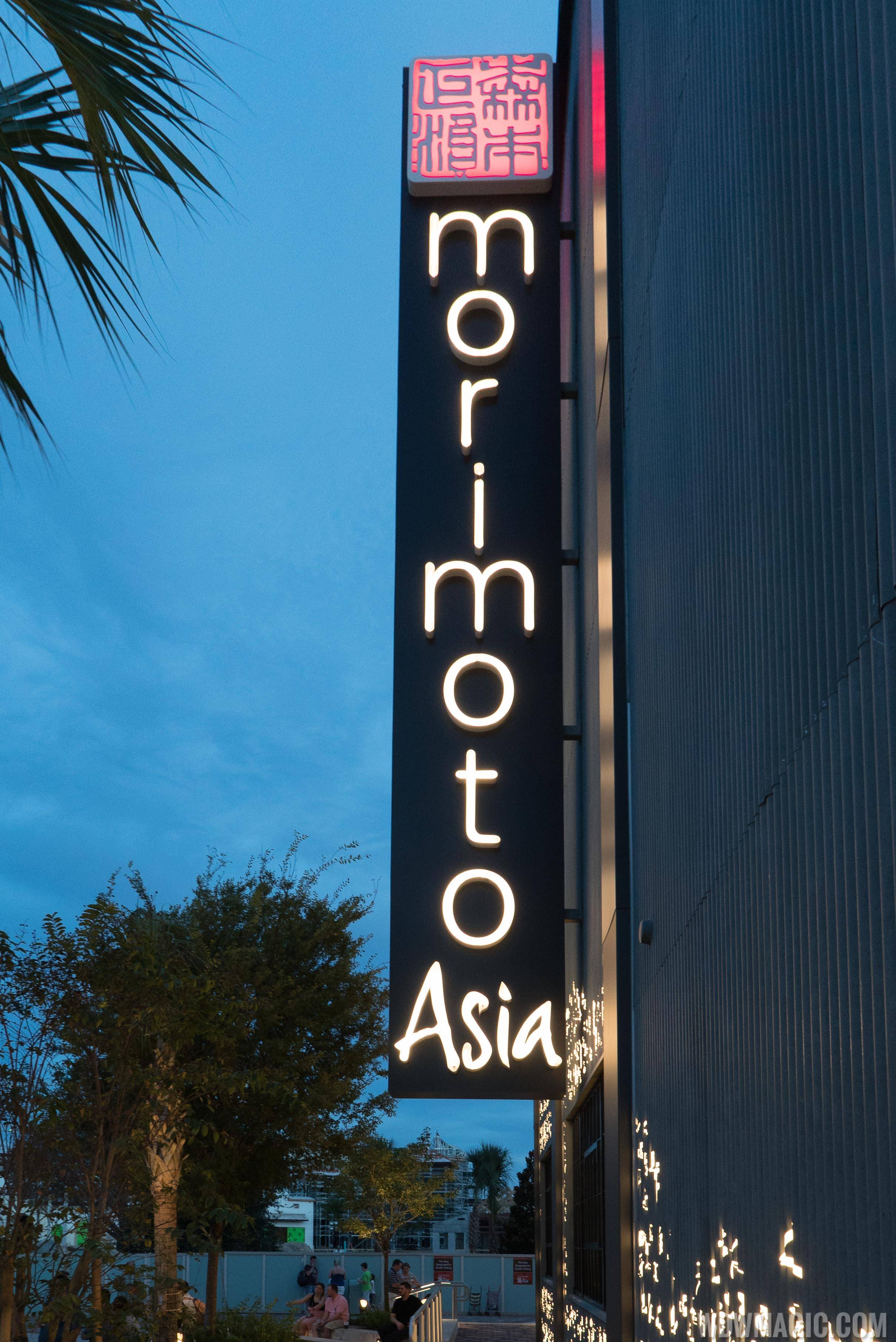 Morimoto Asia - Sign after dark
