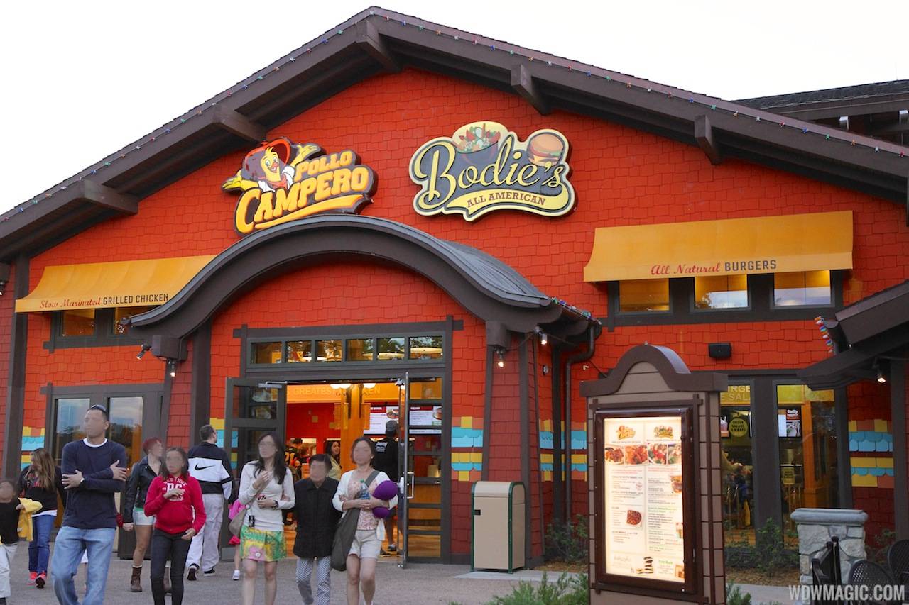 PHOTOS - 'Bodie's All-American' replaces 'Fresh A-Peel' at Downtown Disney's Pollo Campero