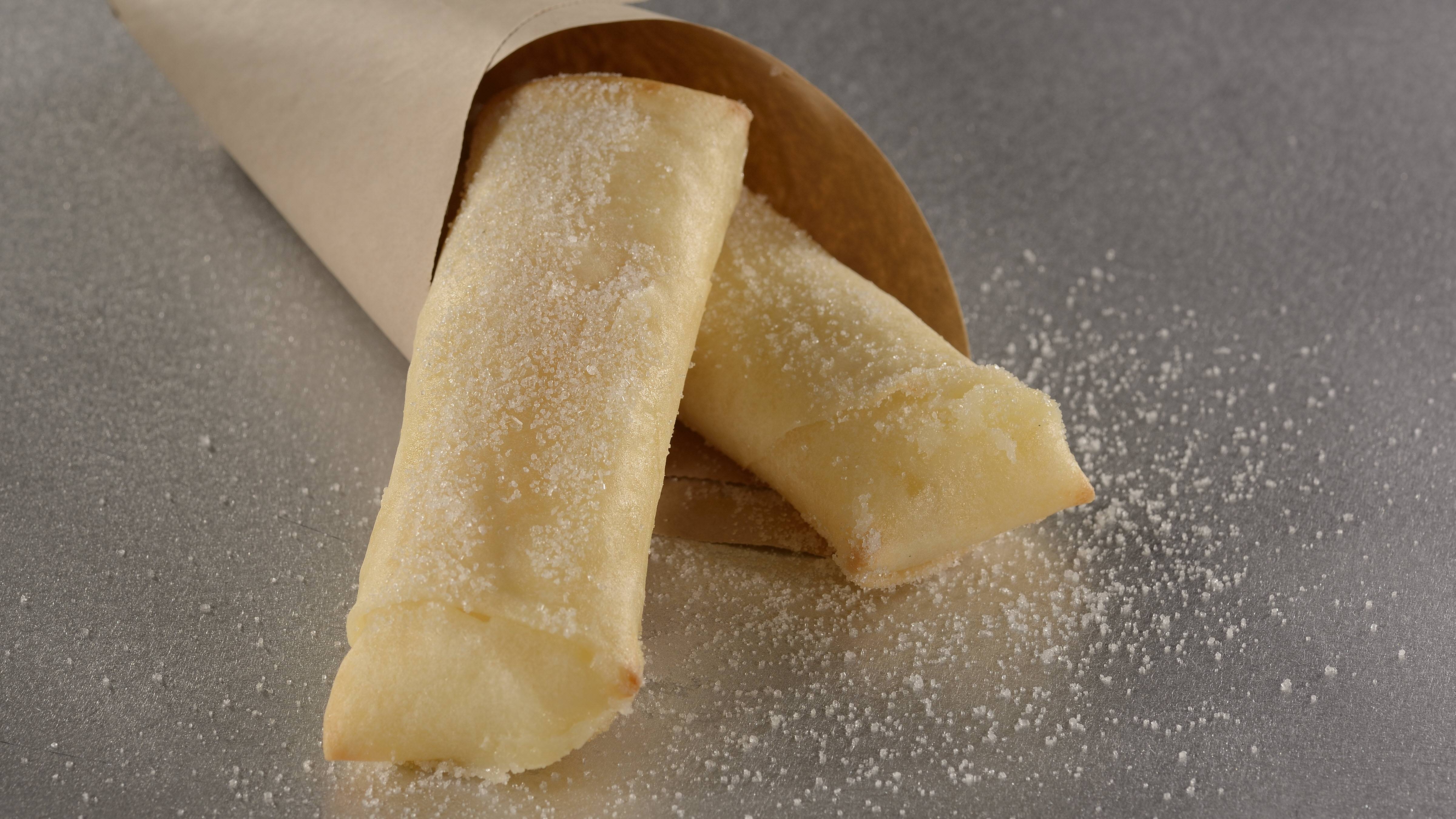 Lumpia - Pineapple cream cheese
