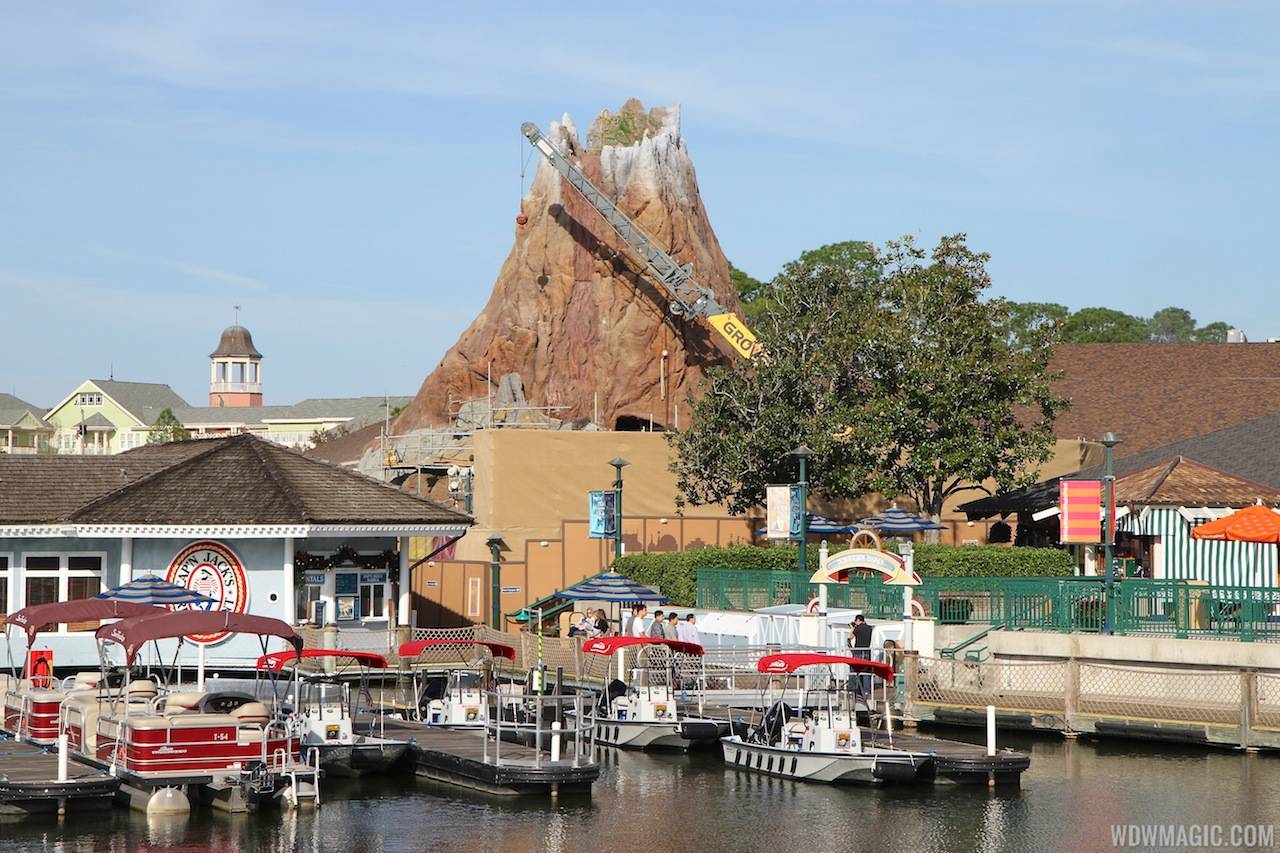 PHOTOS - Latest look at the Rainforest Cafe volcano rebuild