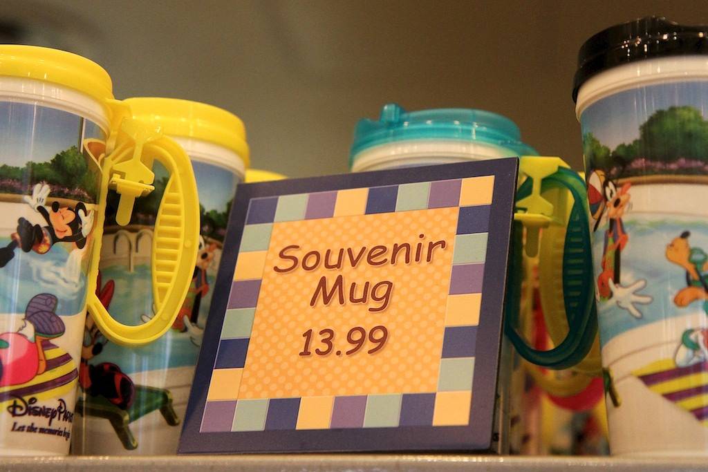 PHOTOS - 2011 Resort Refillable Mugs - now with choice of lid color