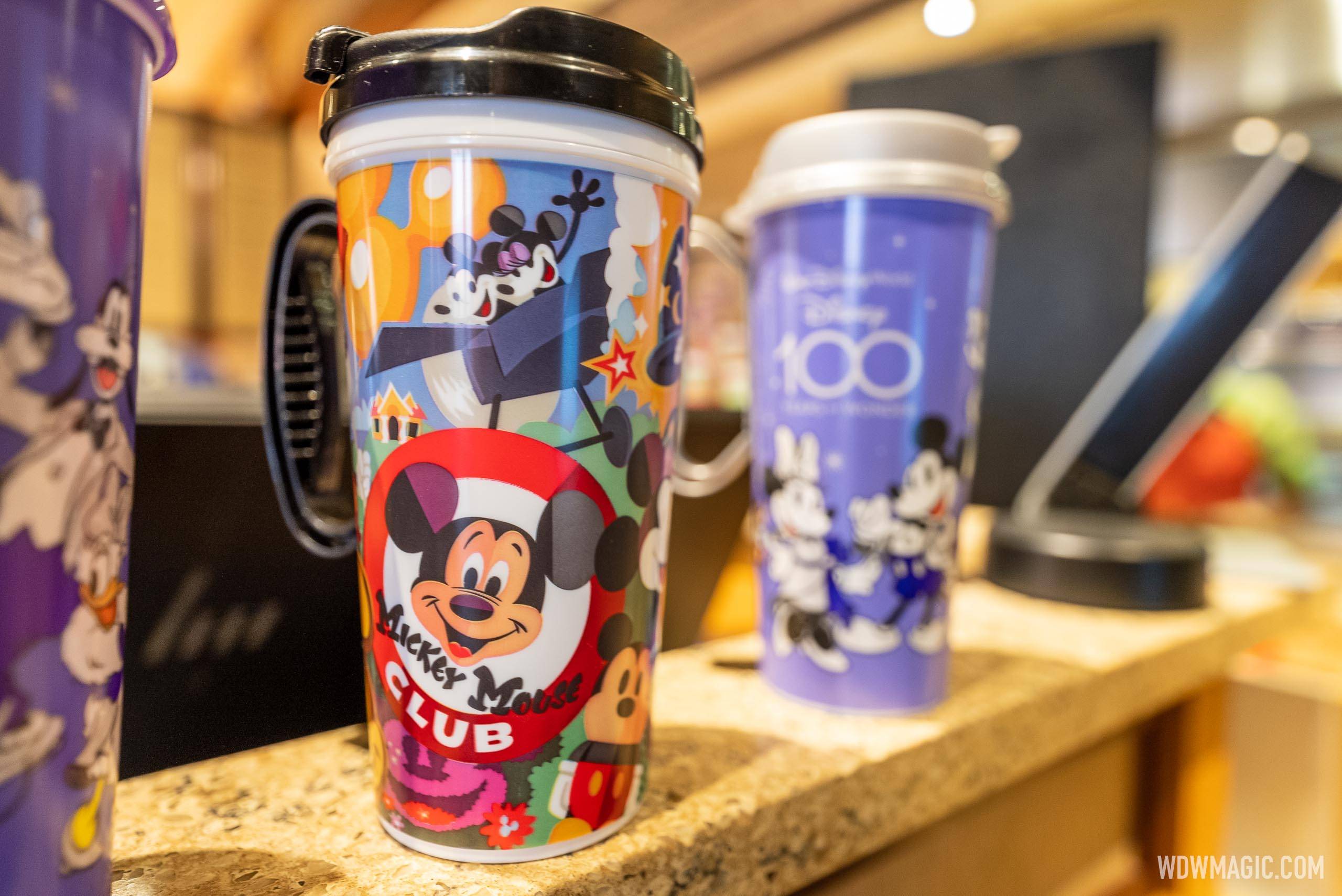 2 Walt Disney World Plastic Souvenir Cups
