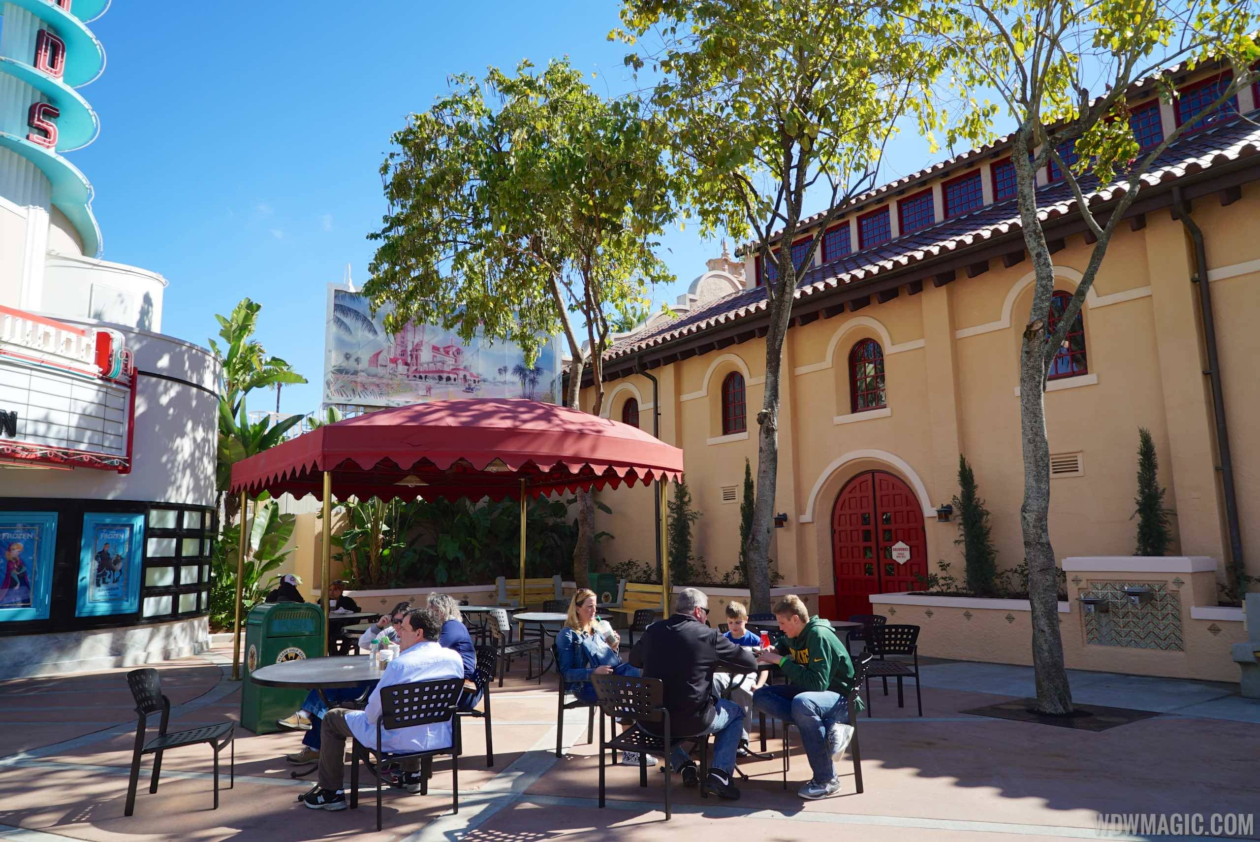 PHOTOS - Detailed look at the new Trolley Car Cafe Starbucks at Disney's Hollywood Studios