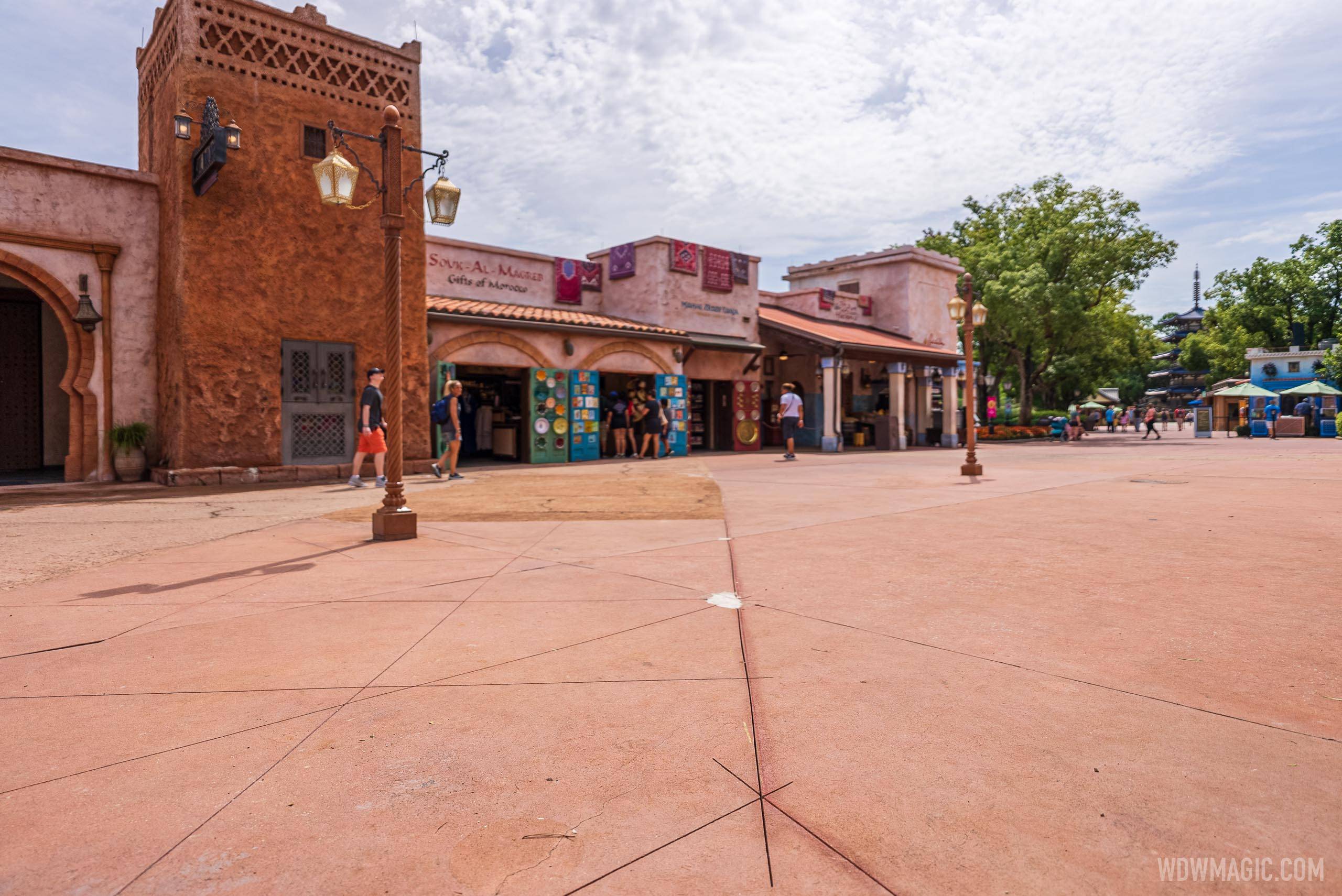 Wide view of the new rustic walkway facing the water-side gift shops