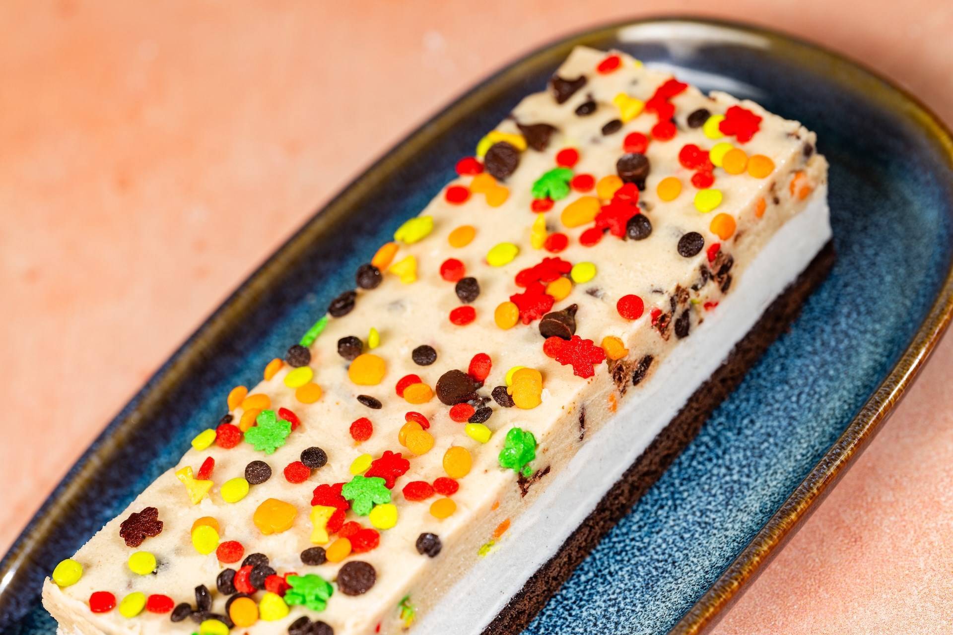 Disney's Animal Kingdom Has a Fall Version of Its Viral Cookie Dough Brownie Sandwich