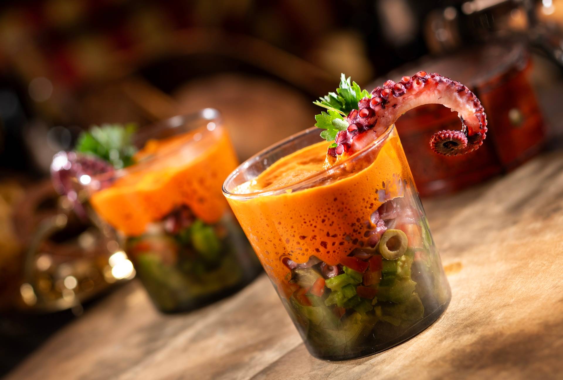 Disney Announces Opening Date and Menu for The Beak and Barrel Pirates Tavern at Magic Kingdom