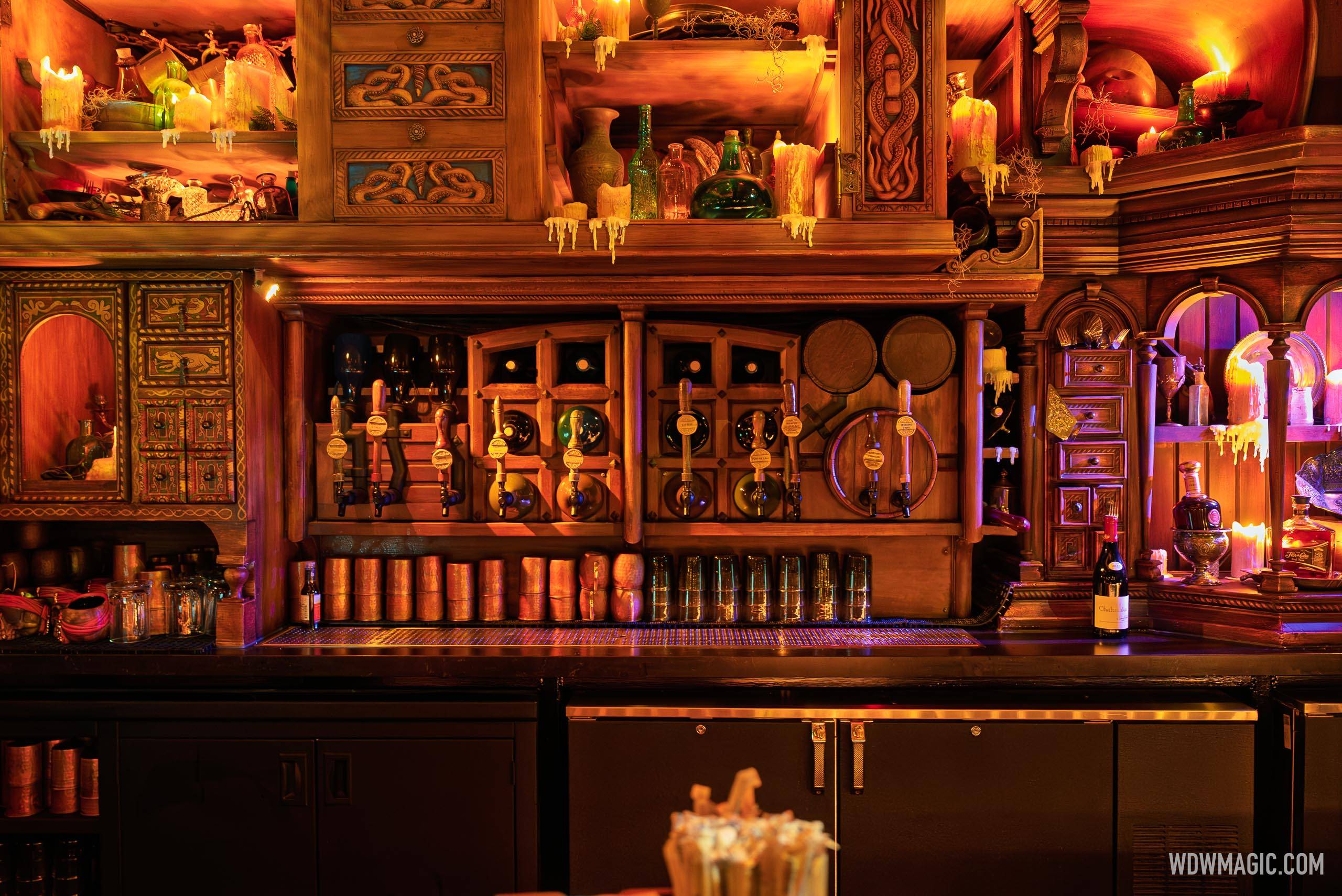 Tour of The Beak and Barrel