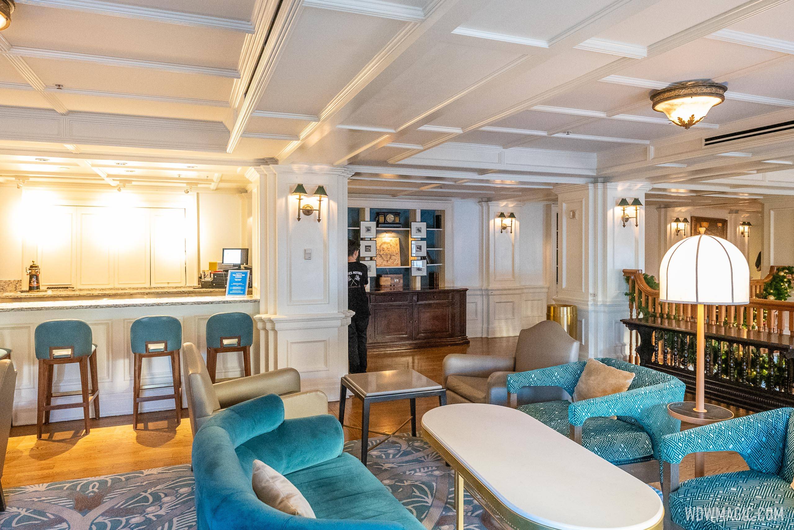 Belle Vue Lounge - December 2022