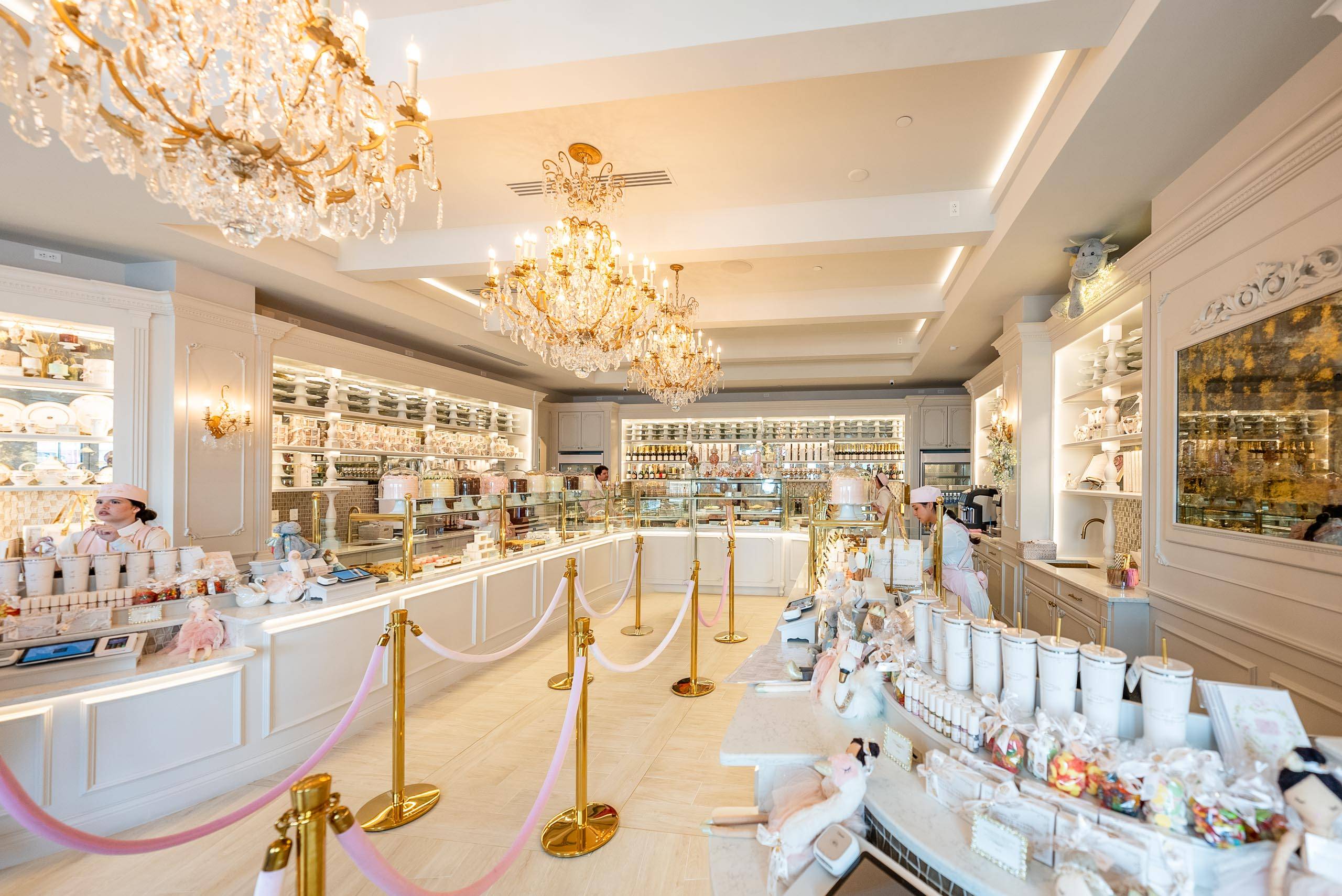 The Cake Bake Shop at Disney's BoardWalk: Reservations Now Open on OpenTable