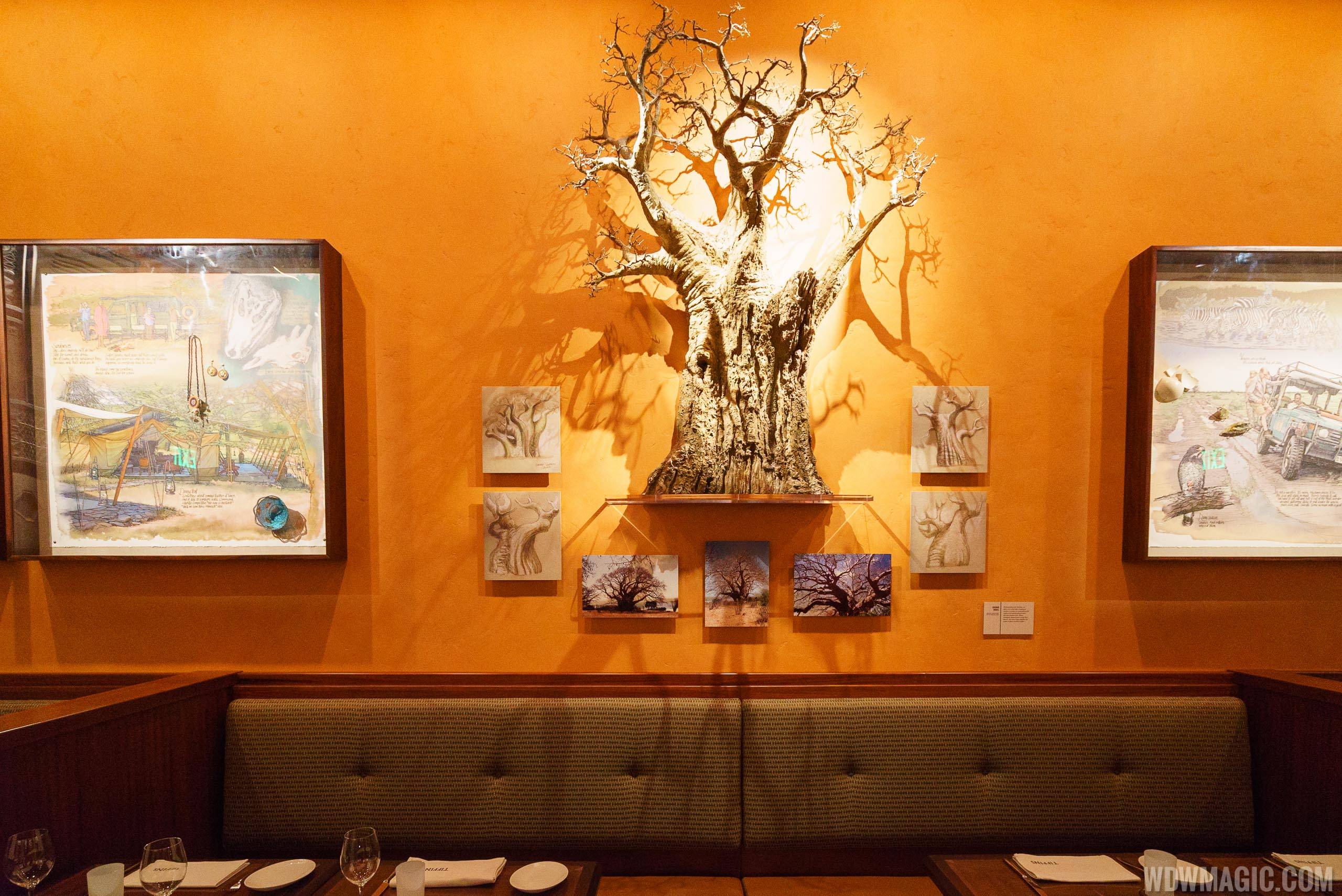 Tiffins - Safari Gallery Dining Room details