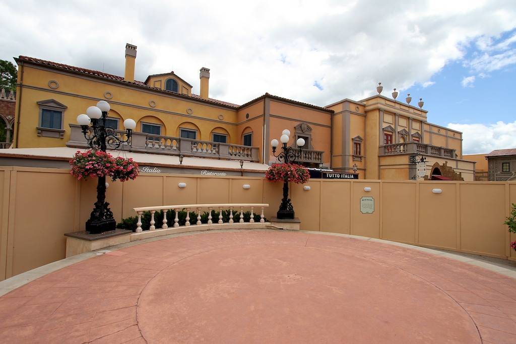 PHOTOS - Tutto Italia and Gusto construction at Epcot's Italy Pavilion