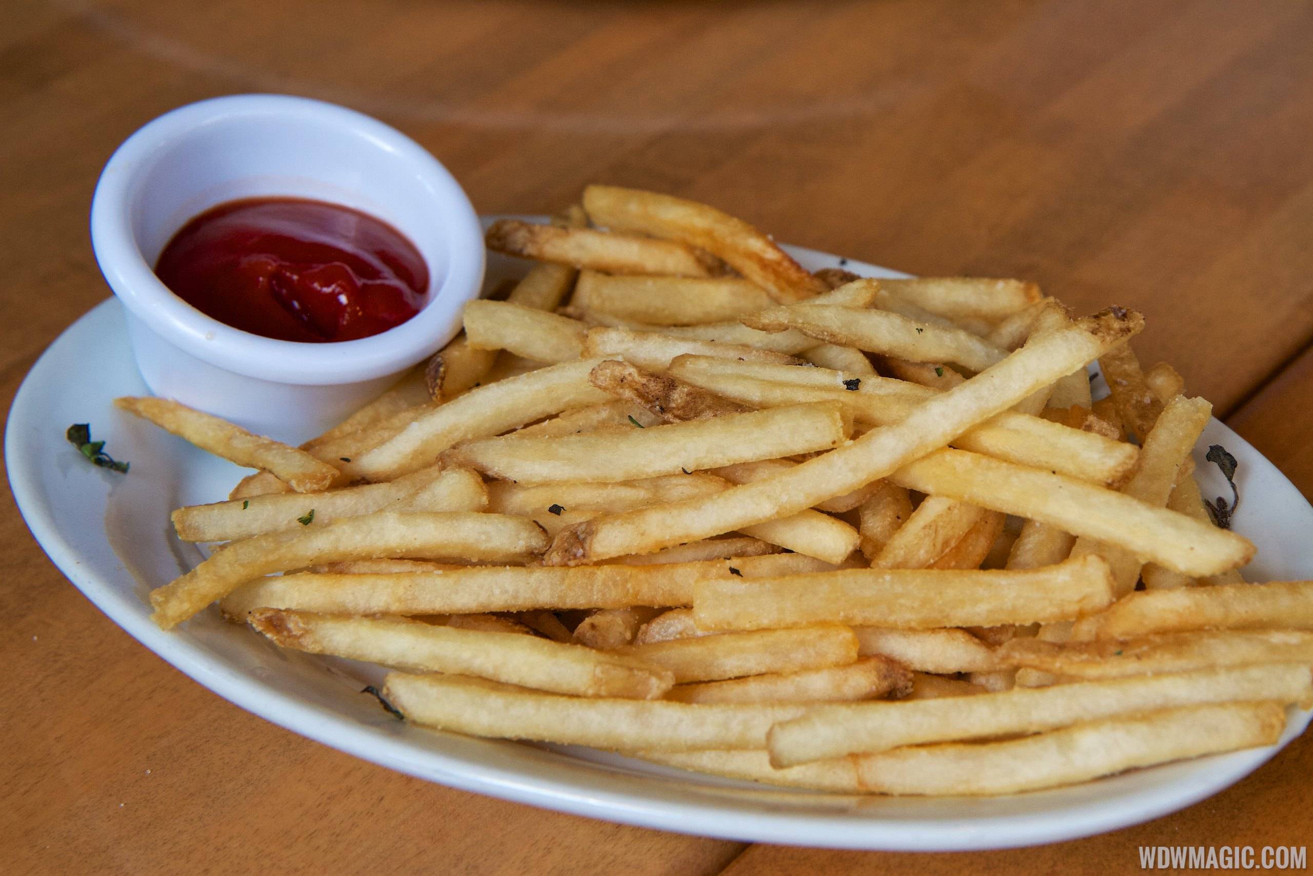 Wolfgang Puck Express Marketplace - Side of Fries