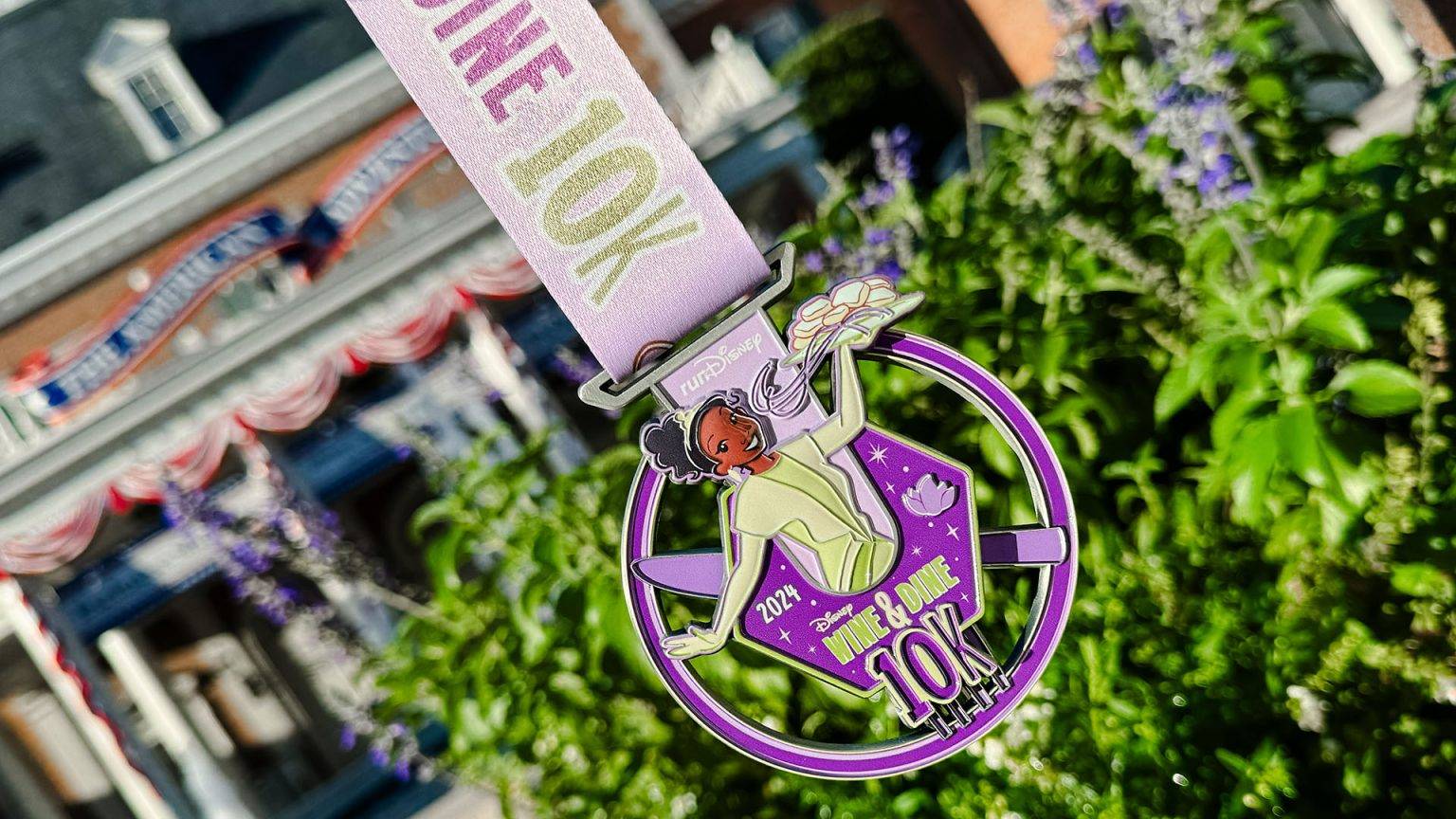 2024 Disney Wine and Dine 10K medal