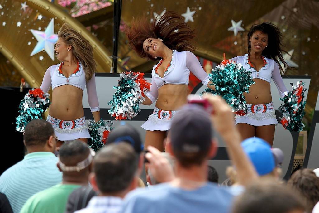 2011 ESPN The Weekend - Day 2 - Miami Dolphins Cheerleaders