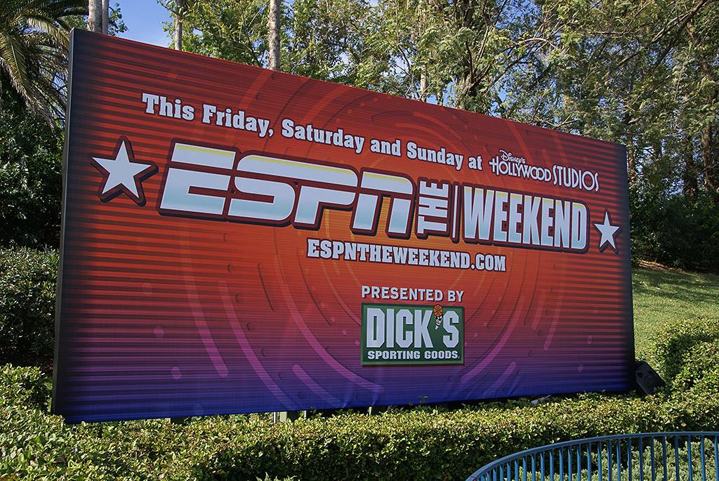 2009 ESPN The Weekend entrance billboard
