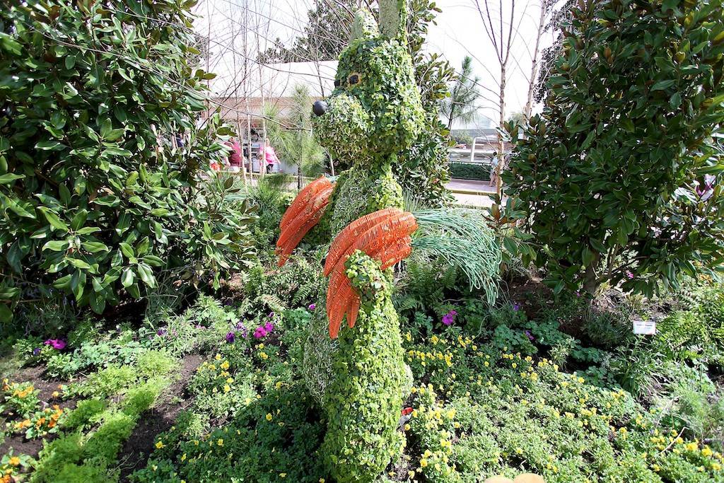 Rabbit topiary