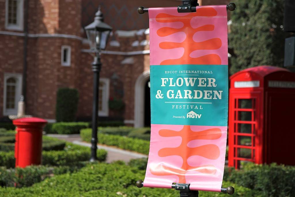 Flower and Garden signage infront of the UK Pavilion