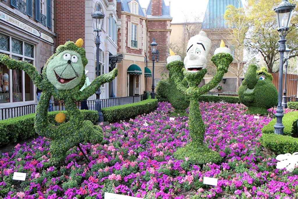 More Beauty and the Beast topiary in France