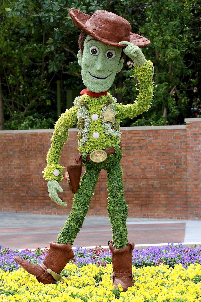 Woody Topiary in the American Adventure Pavilion