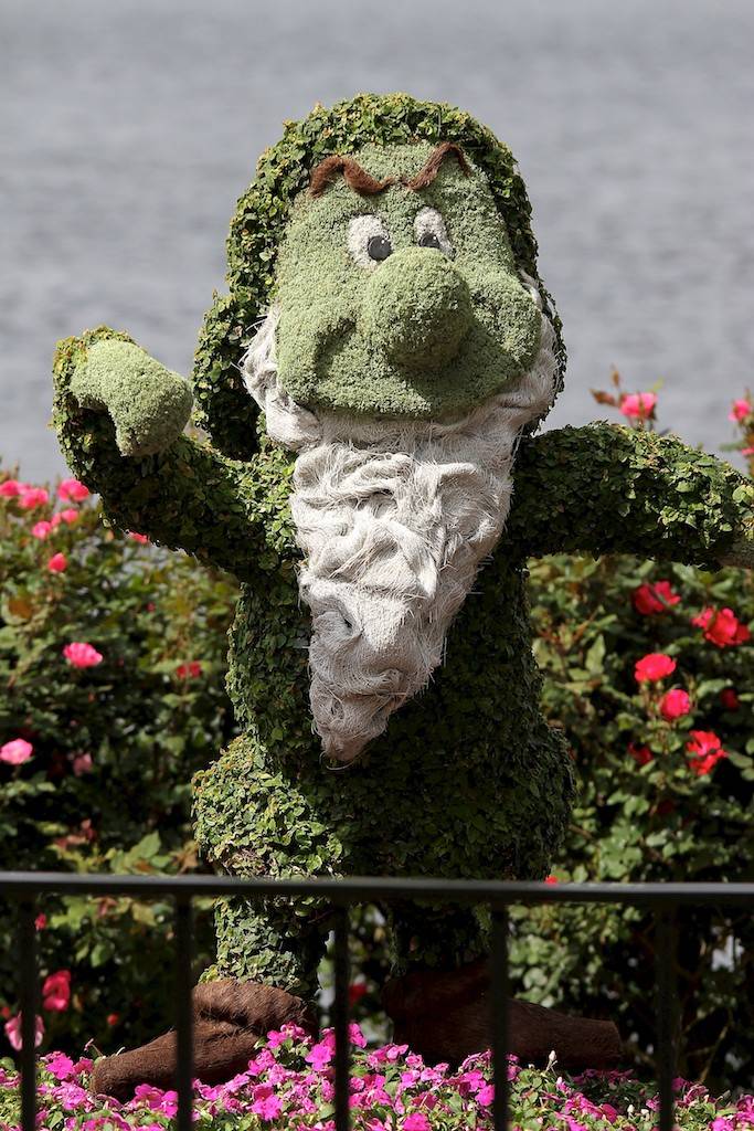 PHOTOS - A tour of the 2012 Flower and Garden Festival topiary