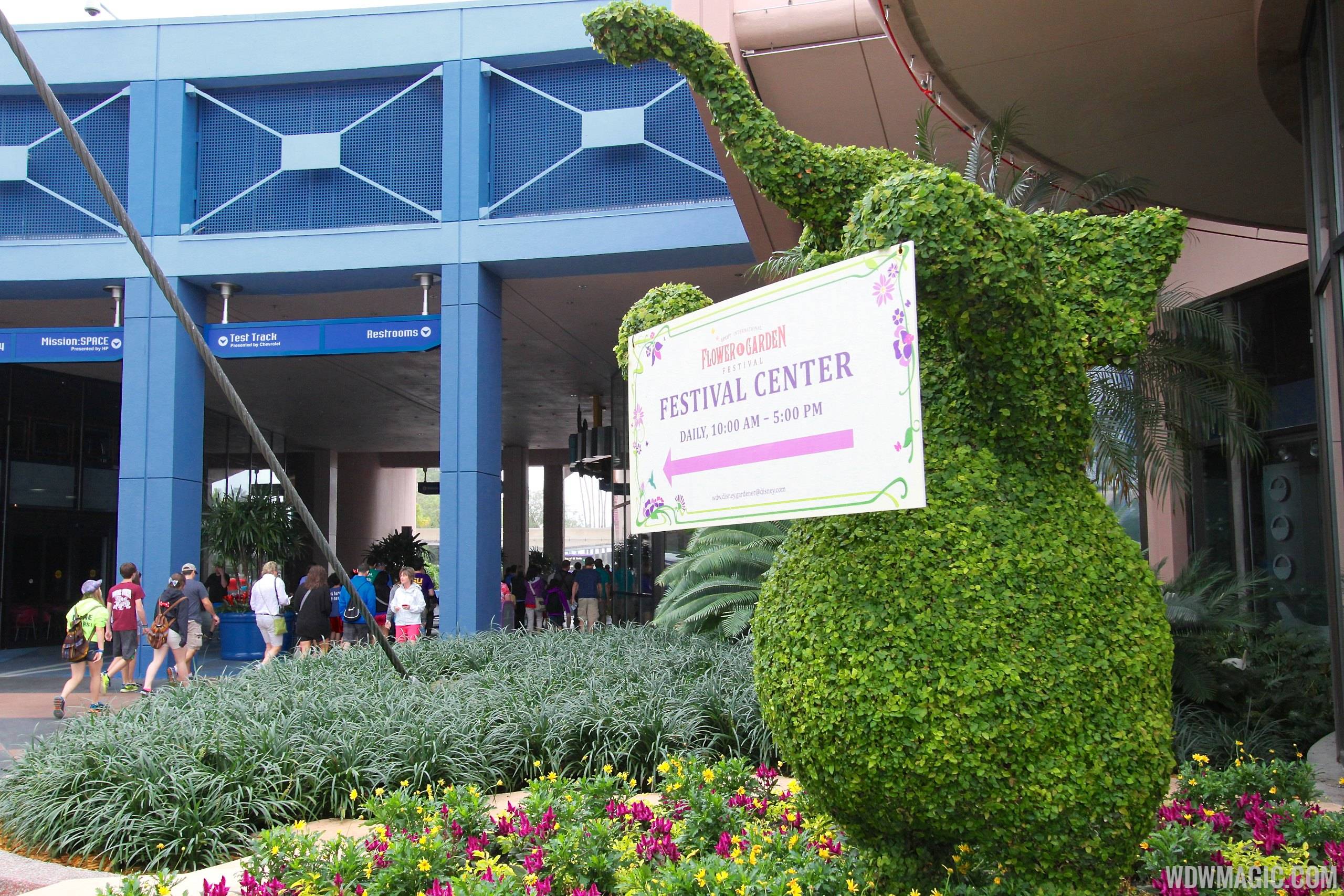 2014 Epcot Flower and Garden Festival - Elephant topiary