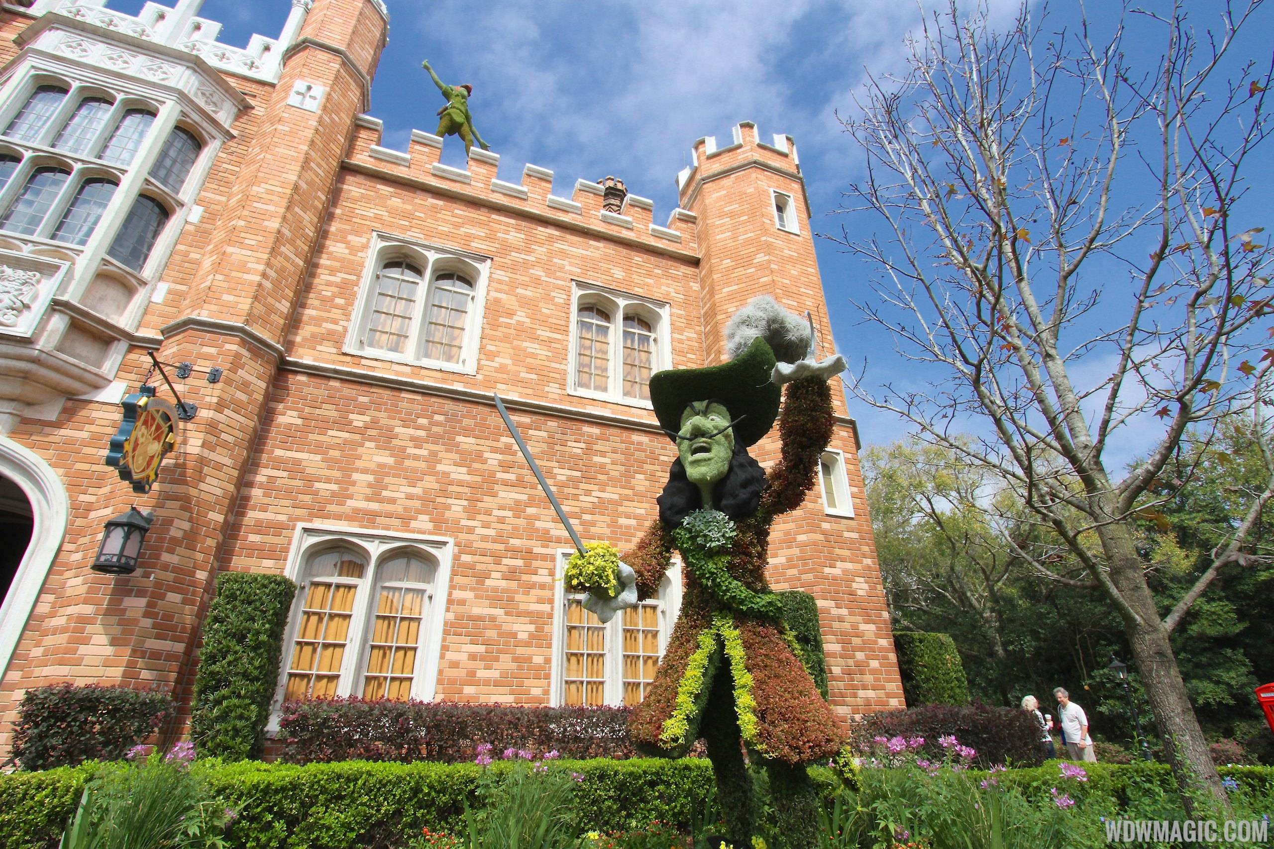2014 Epcot Flower and Garden Festival - Peter Pan topiary at the UK Pavilion
