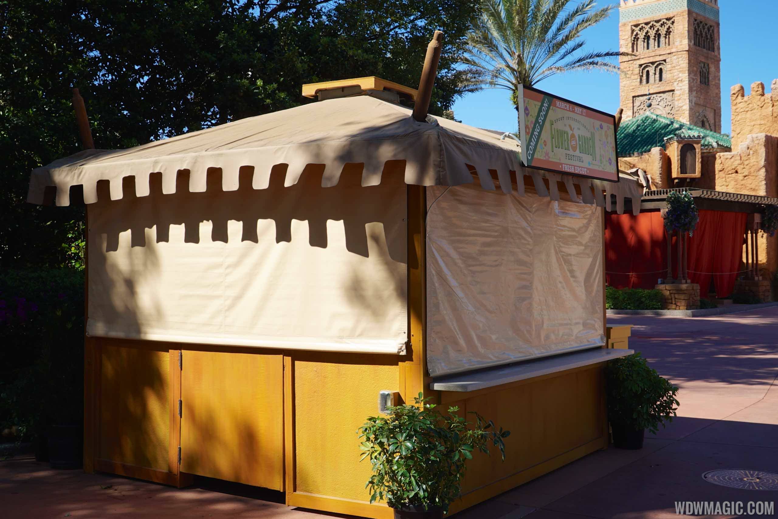 2015 Epcot Flower and Garden Festival Outdoor Kitchen and Topiary installation