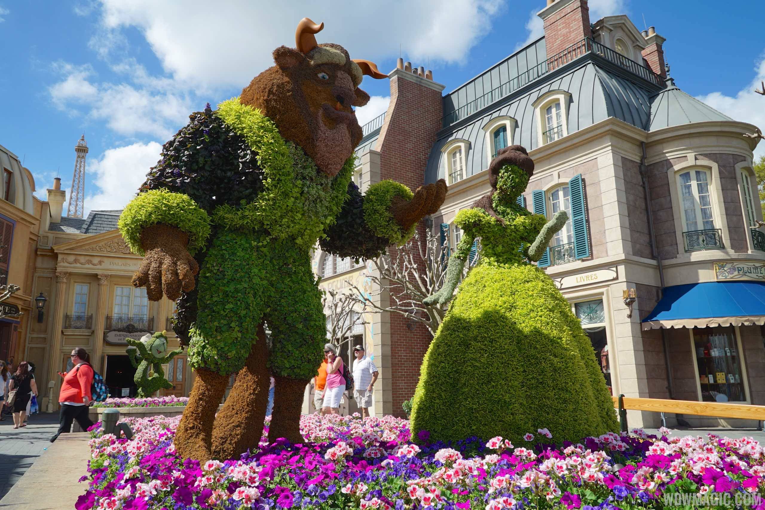 2015 Epcot Flower and Garden Festival - Belle and Beast topiary