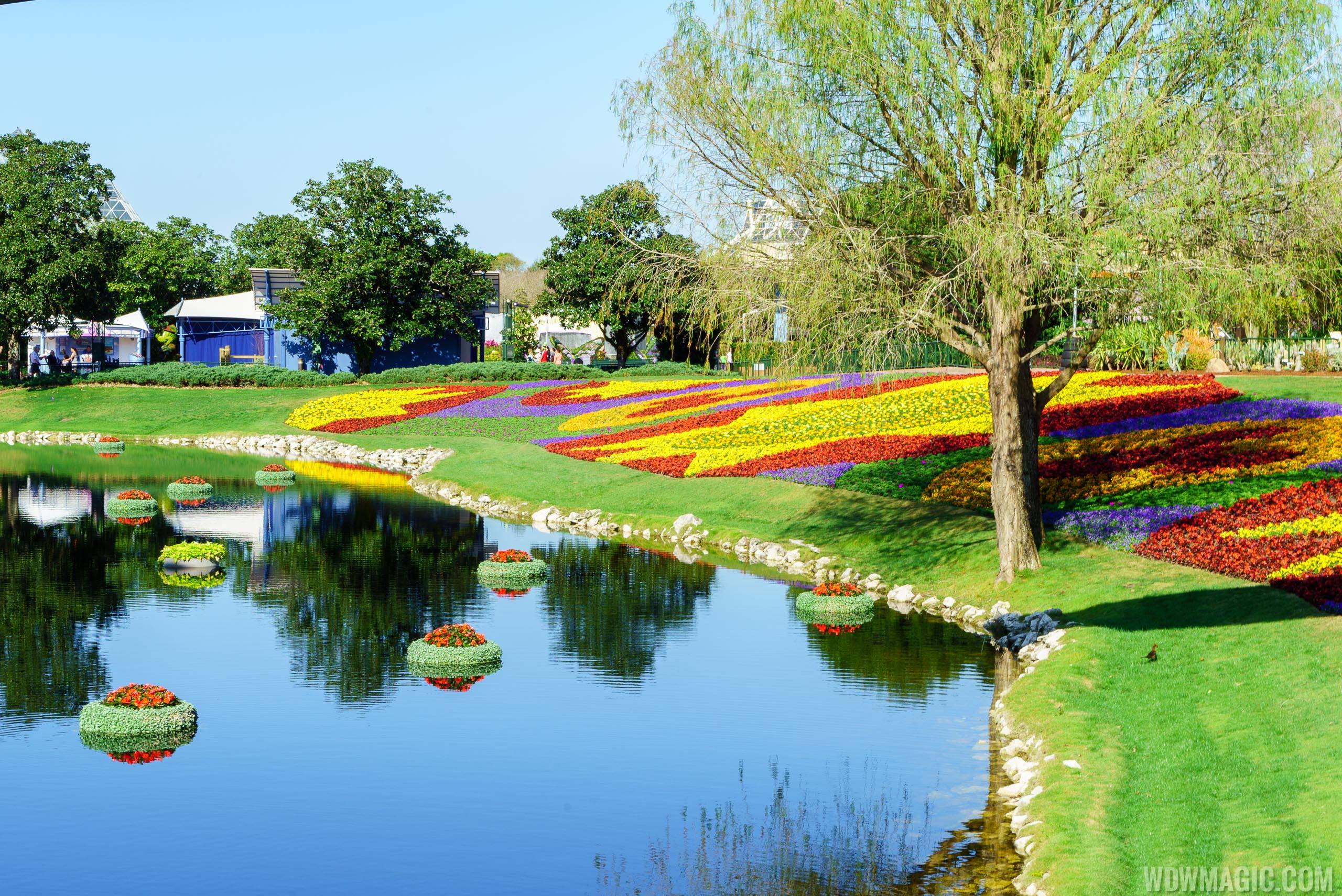 2016 Epcot International Flower and Garden Festival - Future World floral beds