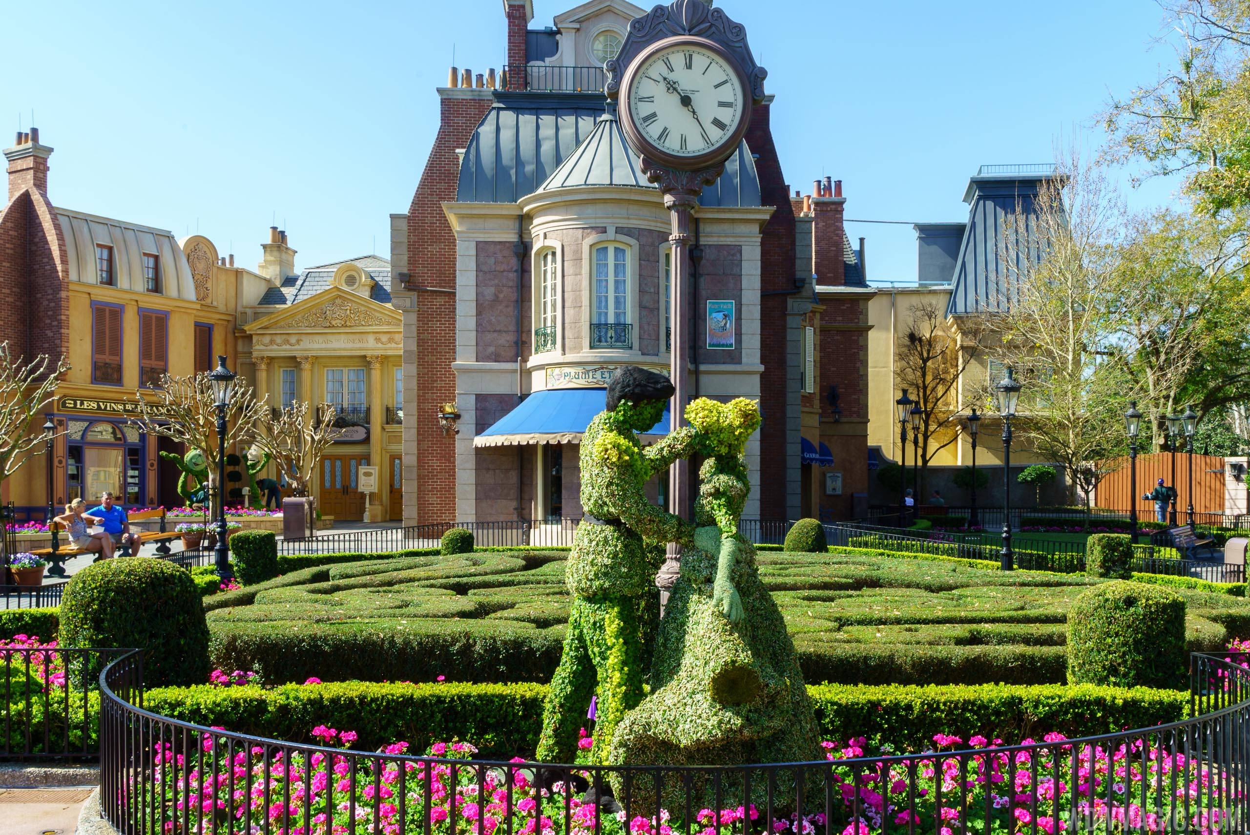 2016 Epcot International Flower and Garden Festival - Cinderella and Prince Charming in the France Pavilion