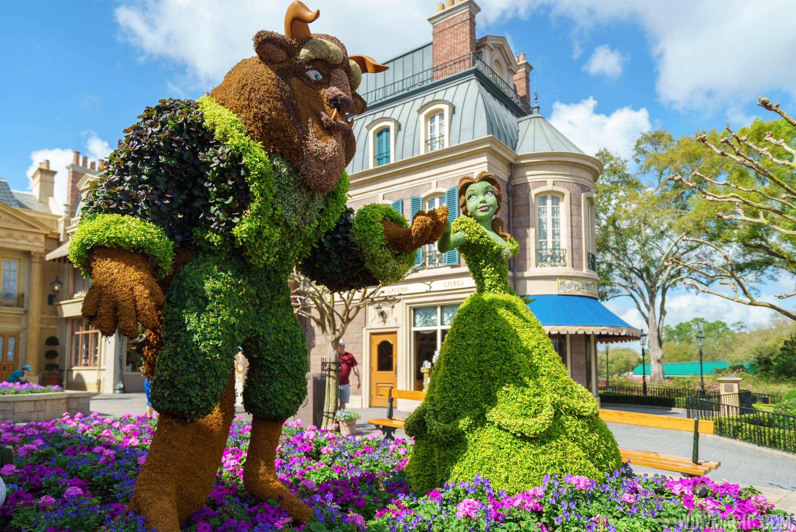 2017 Flower and Garden Festival - Belle and Beast topiaries at the France Pavilion