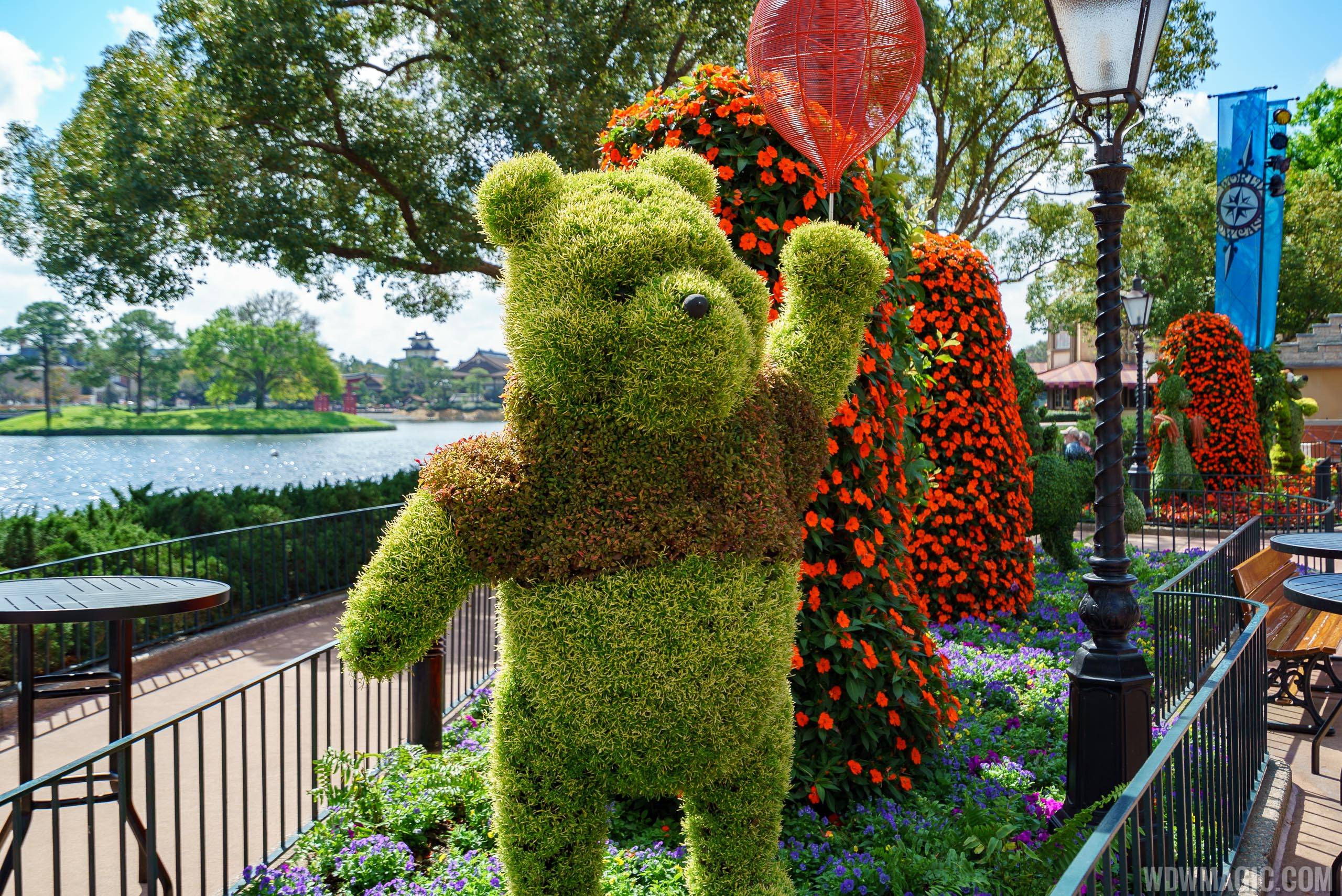2017 Flower and Garden Festival - Winnie the Pooh topiary at the UK Pavilion