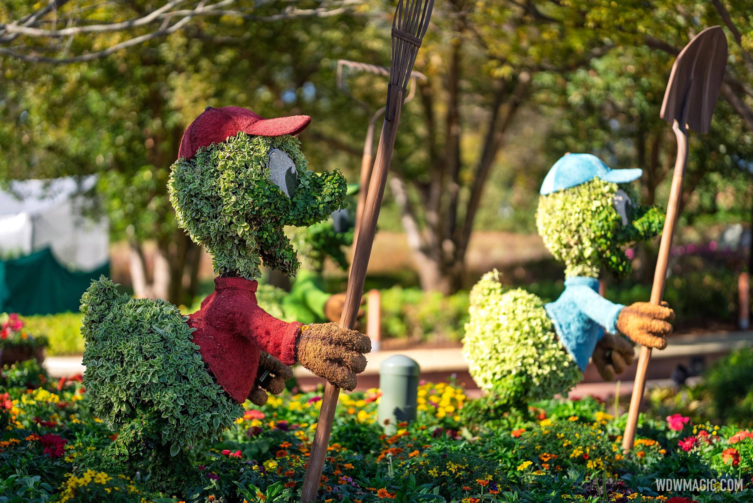 Huey and Dewey in World Nature near The Land Pavilion