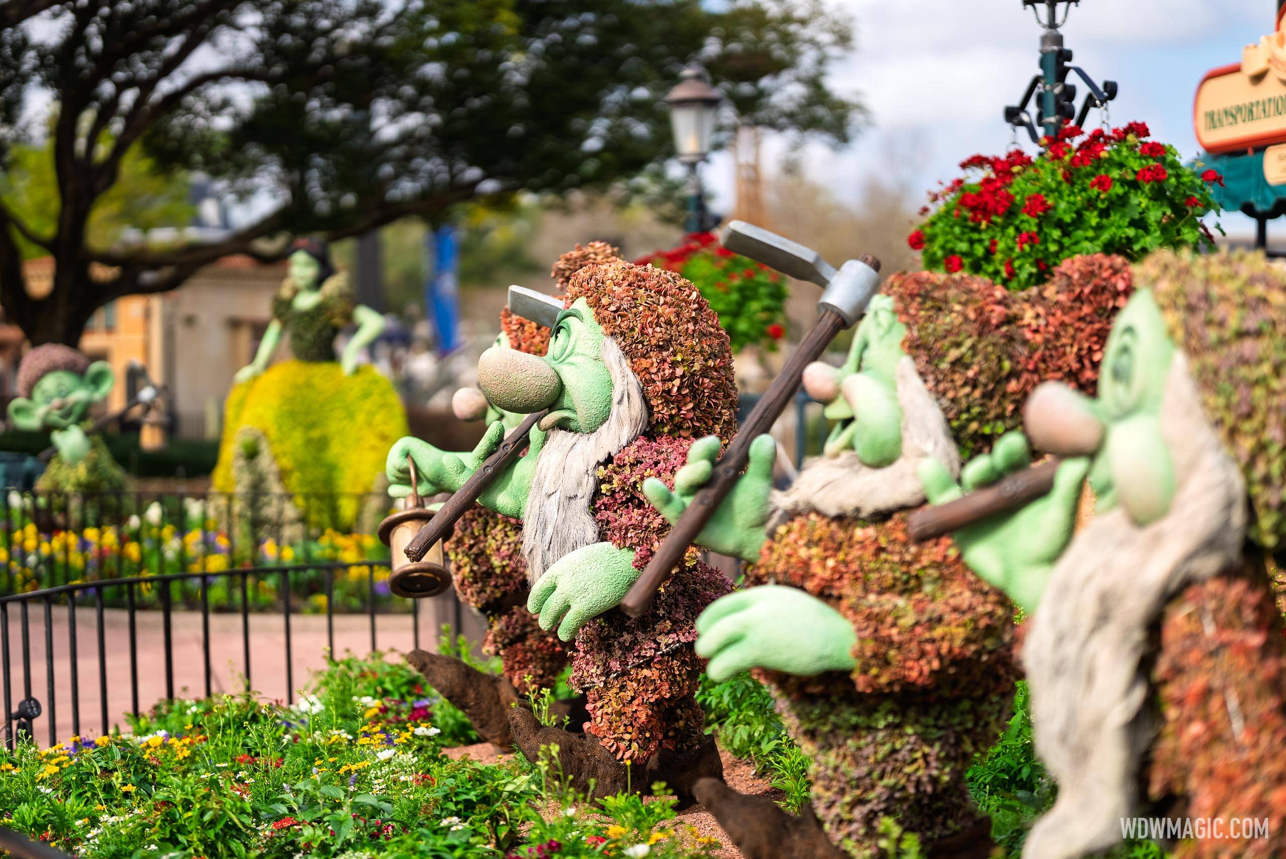 Seven Dwarfs at the Germany Pavilion