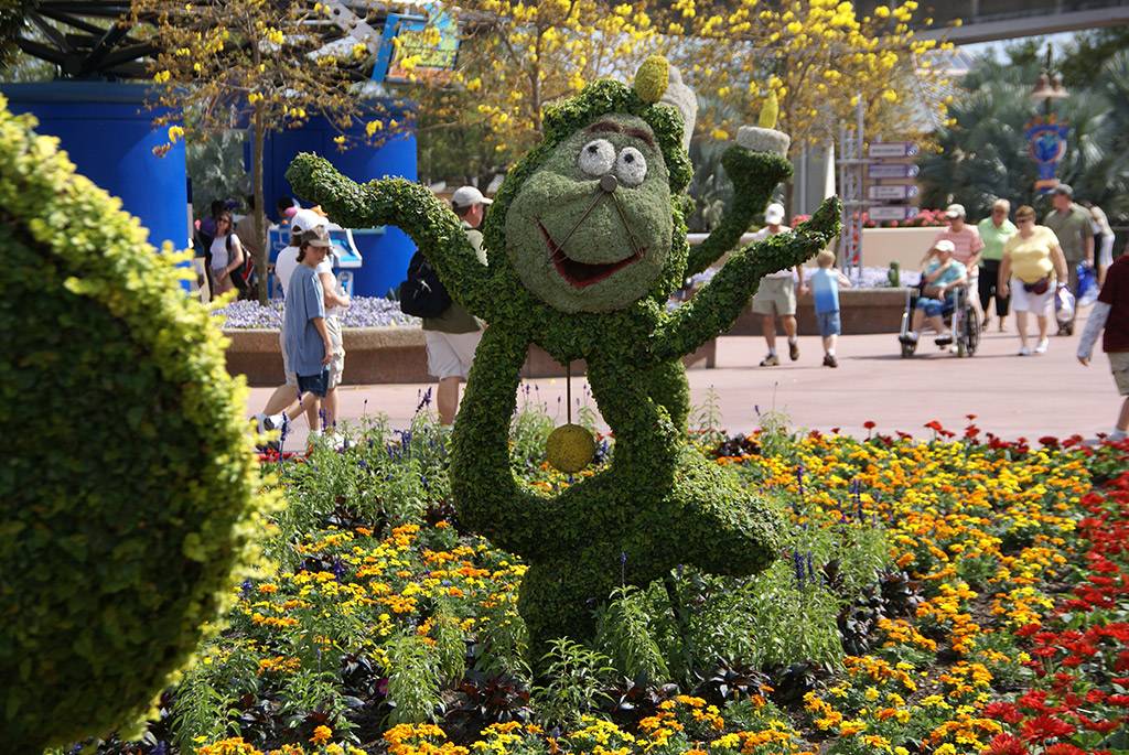 Photos of the Epcot International Flower and Garden Festival 2009 topiaries
