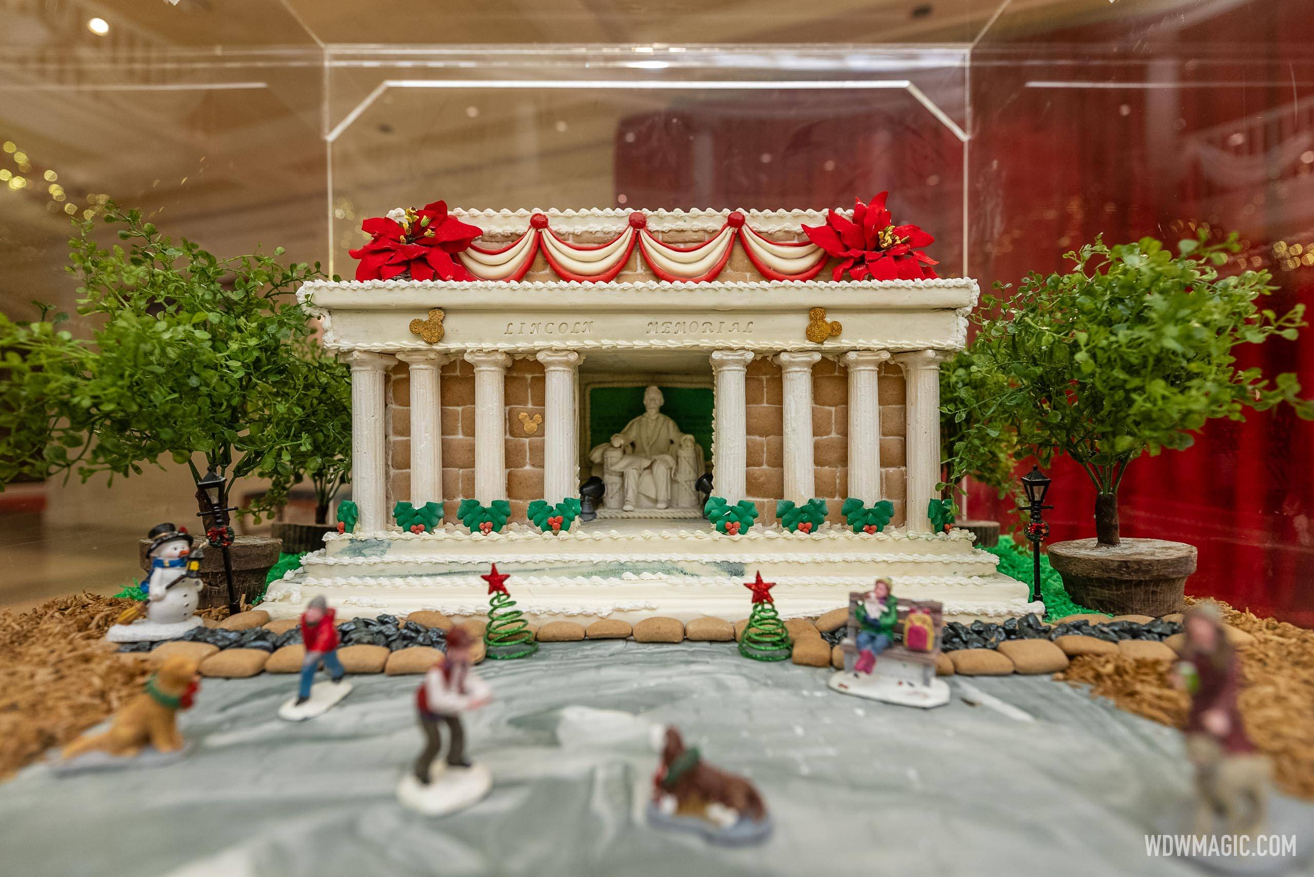 Lincoln Memorial gingerbread display