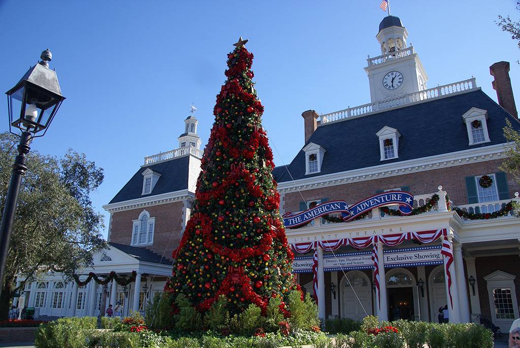 A look at Epcot's 2009 Christmas trees