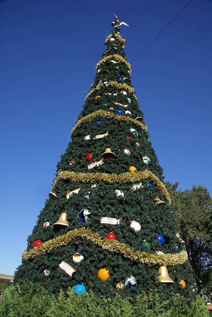 A look at Epcot's 2009 Christmas trees