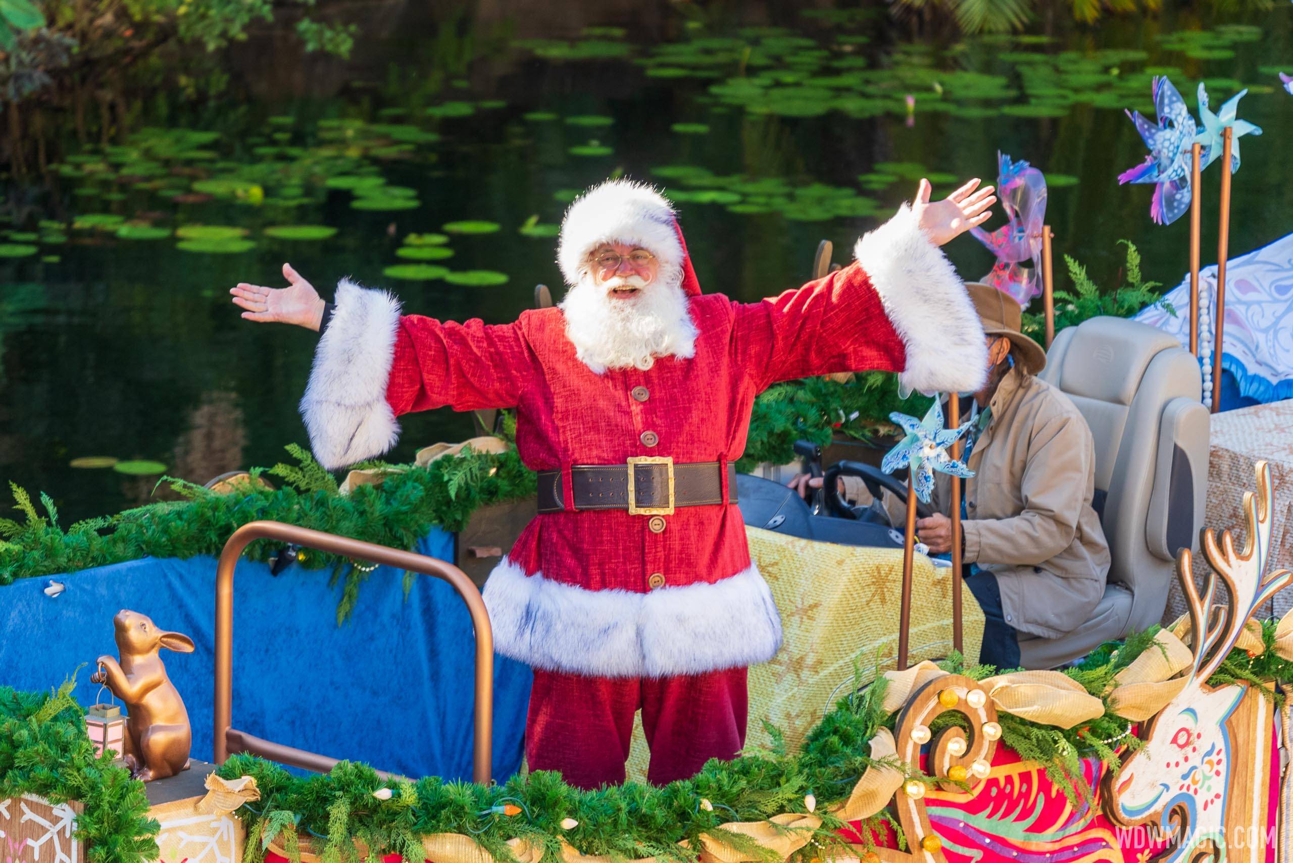 Santa Claus Festive Flotilla