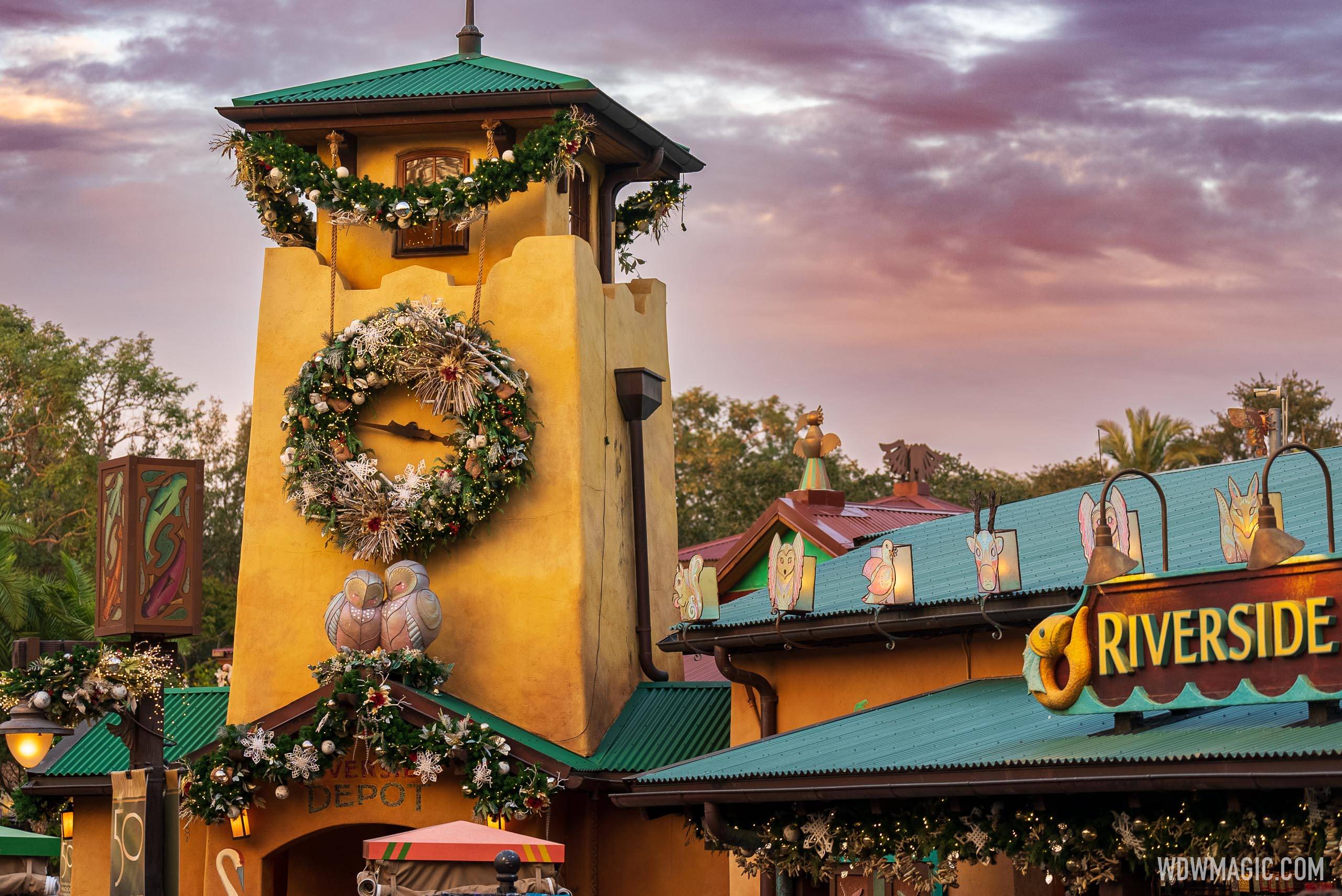 Holidays-at-Disneys-Animal-Kingdom_Full_49673.jpg