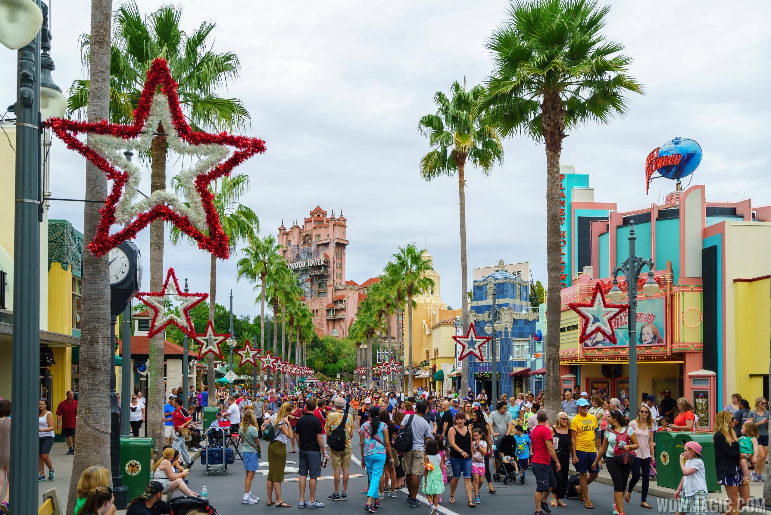 Disney's Hollywood Studios holiday decorations 2016