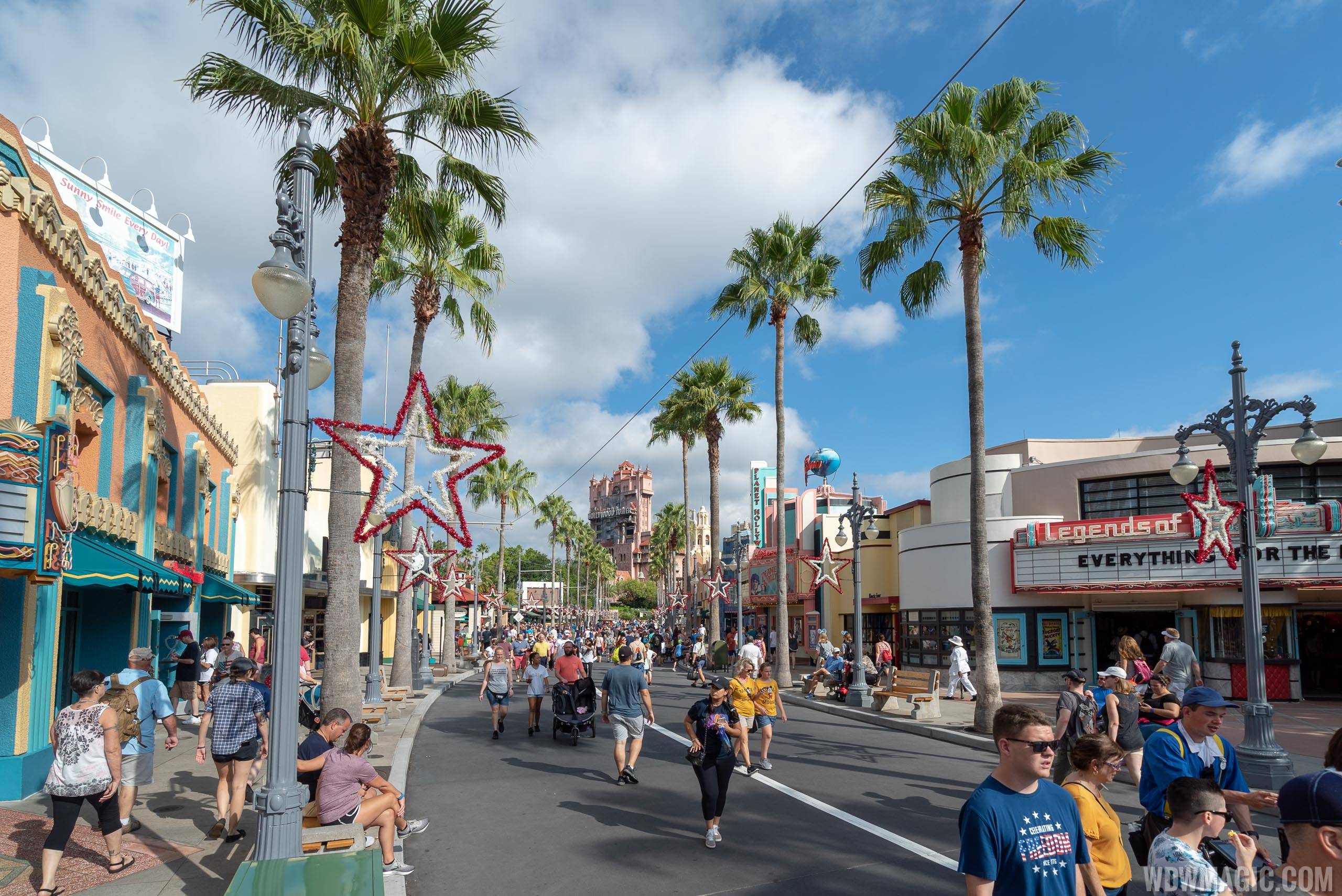 PHOTOS - Holiday decor going up on Sunset Blvd at Disney's Hollywood Studios