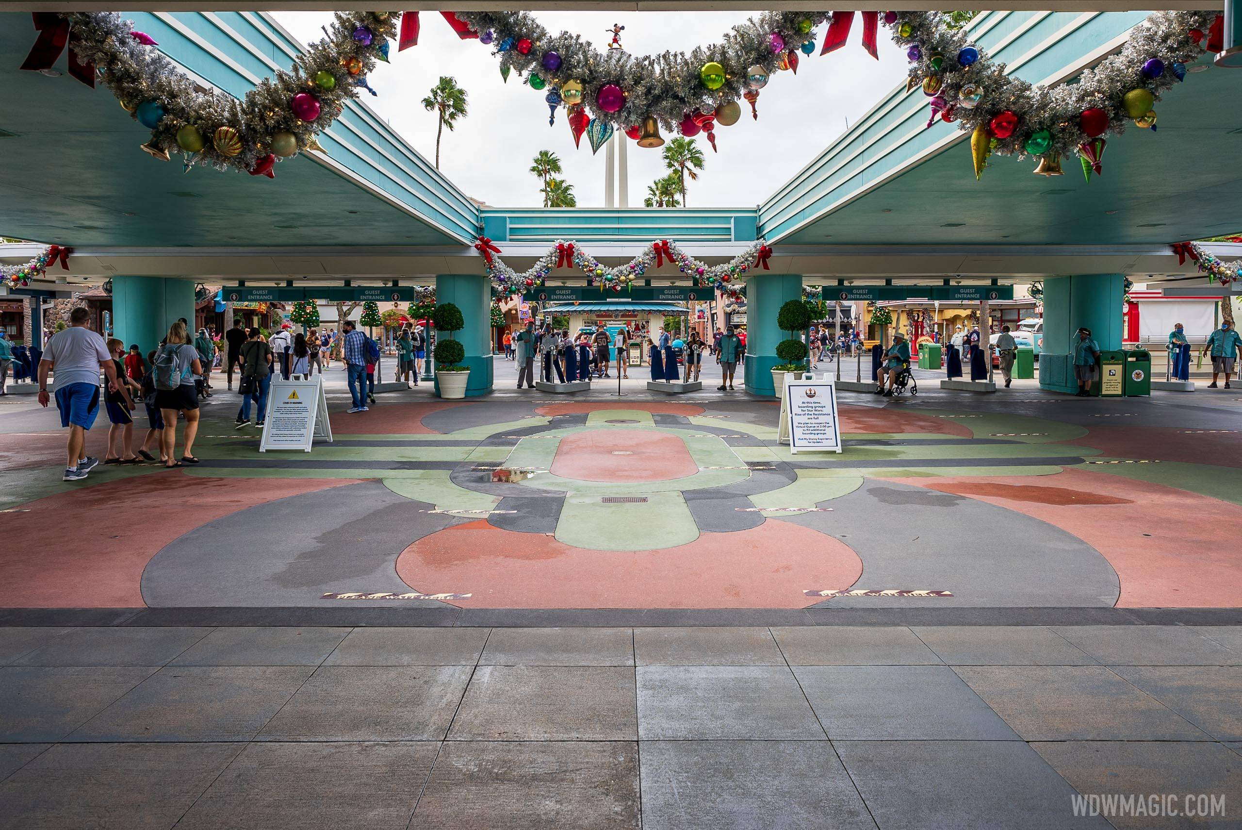 2020 Holiday Decorations at Disney's Hollywood Studios