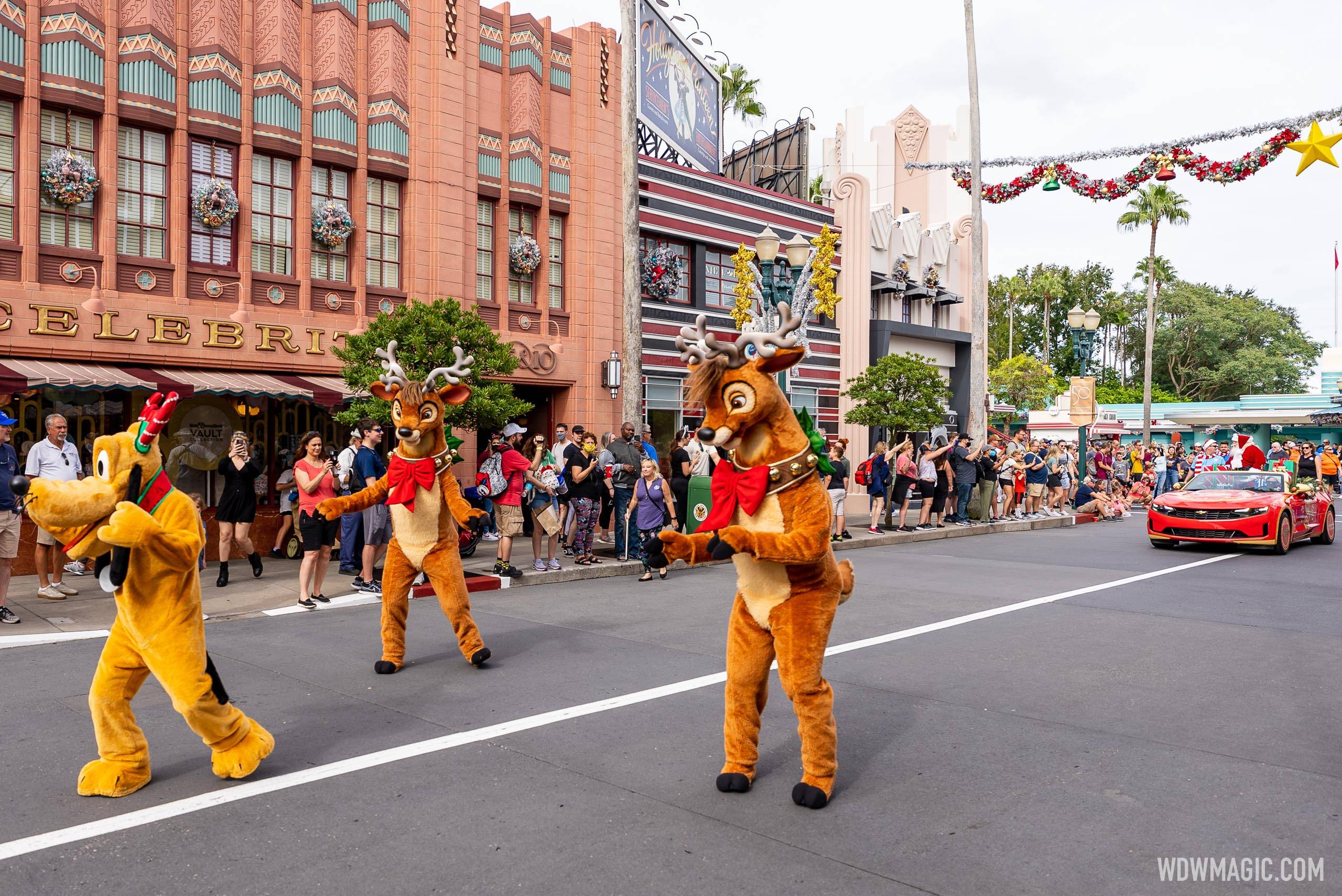 Santa cavalcade at Disney's Hollywood Studios 2021