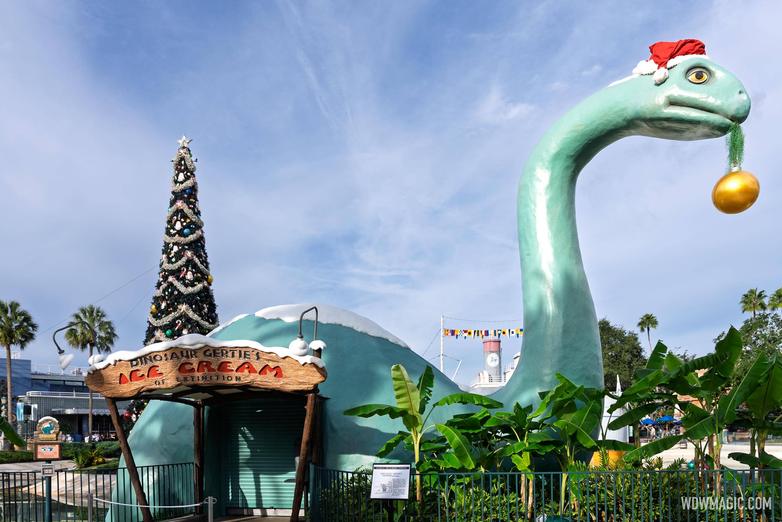 2025 Disney's Hollywood Studios Ho;iday Decor