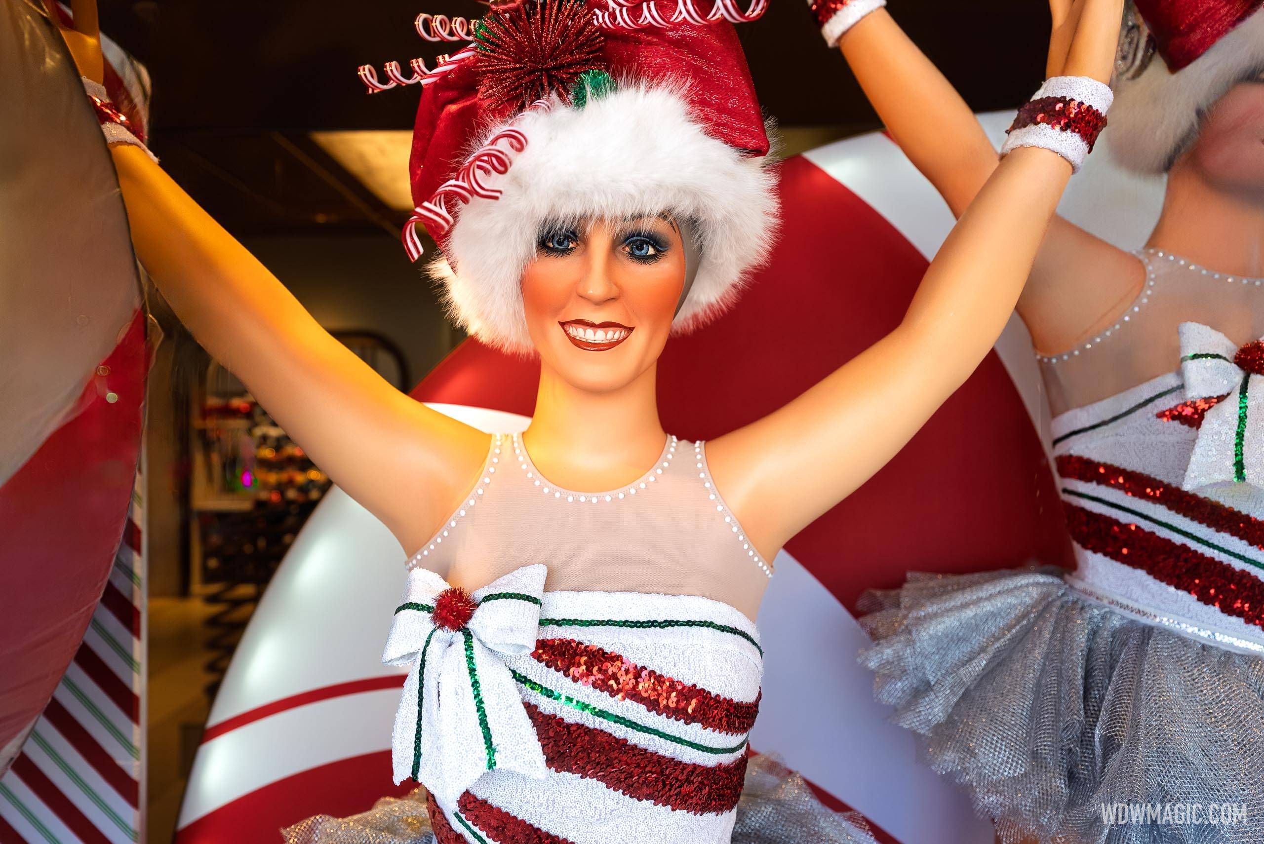 Holiday Window at Tailors to the Stars