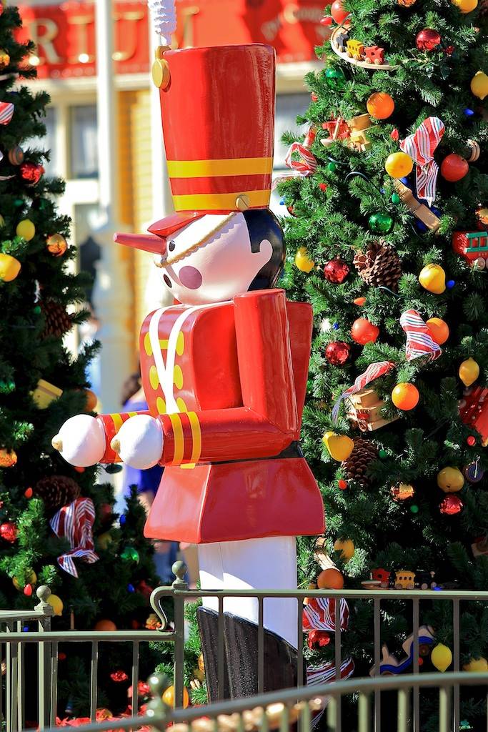Holidays decorations at the Magic Kingdom 2010